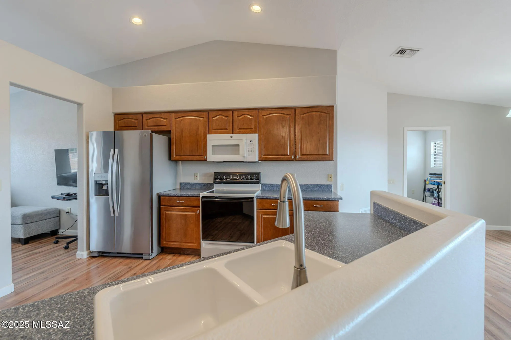 Property Slideshow image 9 of 26 | 1493 w hidden crest ct, Green Valley, AZ, 85622