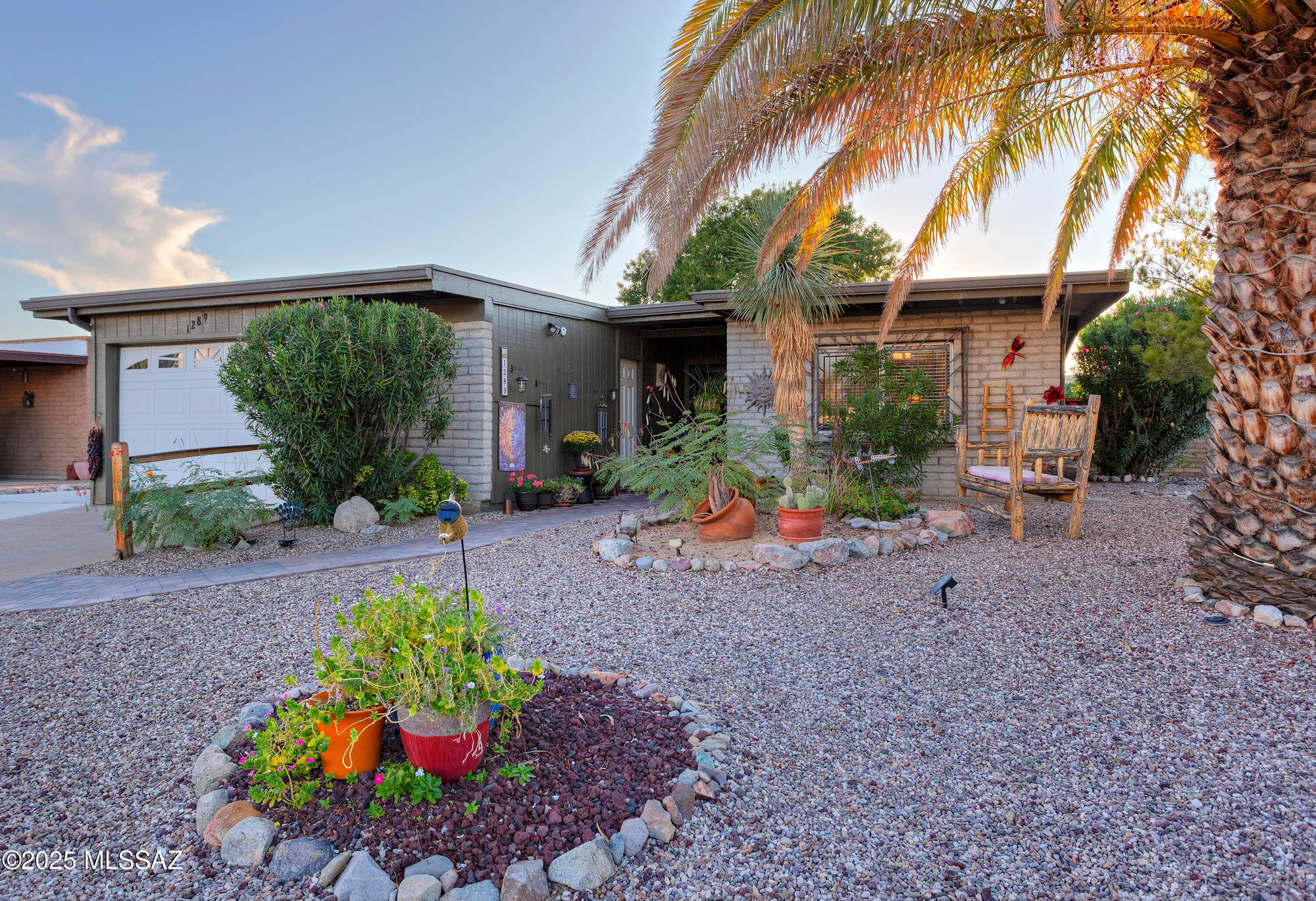 Property Slideshow image 1 of 30 | 1289 n via vicam, Green Valley, AZ, 85614