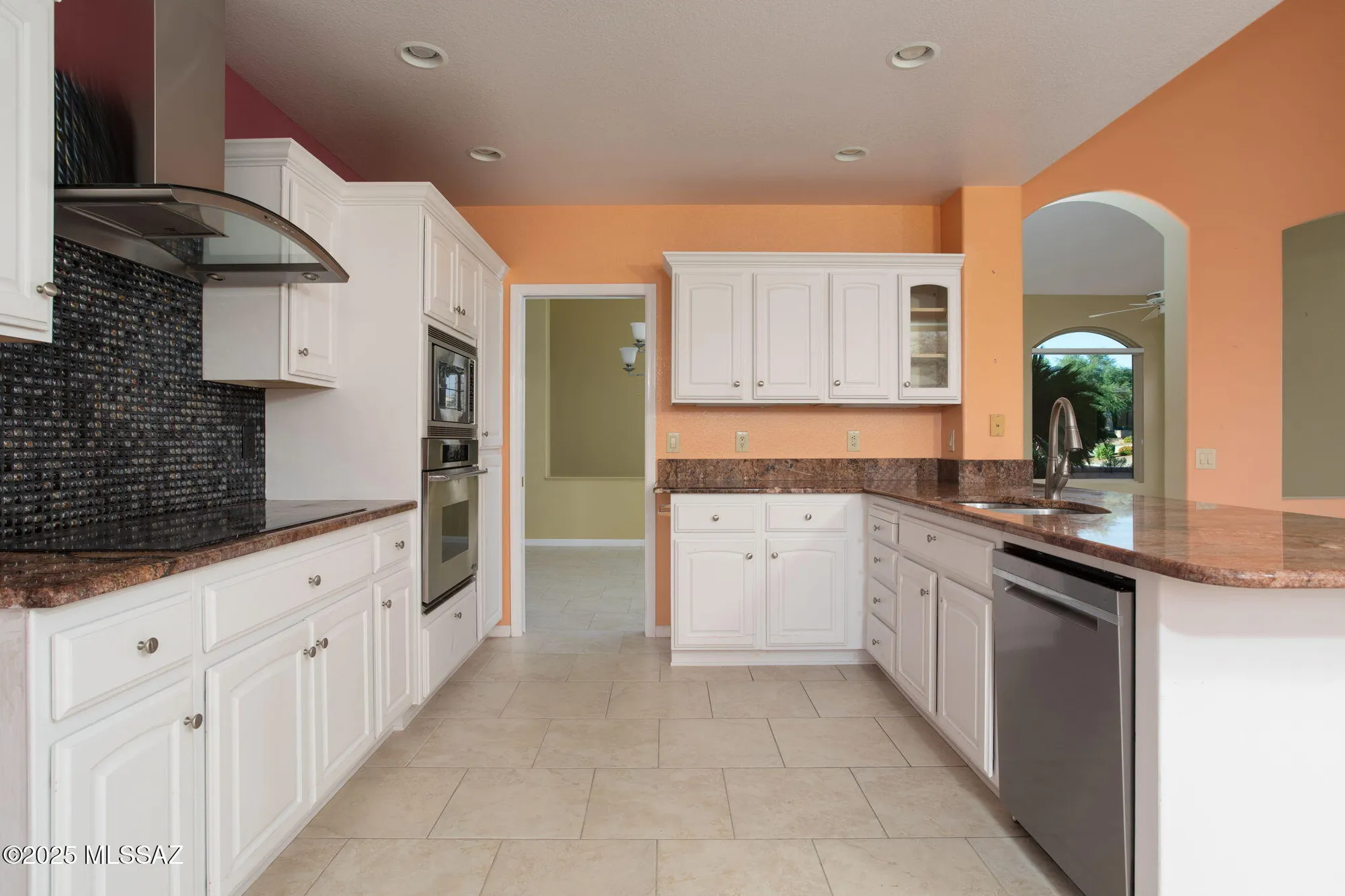 Property Slideshow image 9 of 21 | 65739 e desert rise dr, Tucson, AZ, 85739