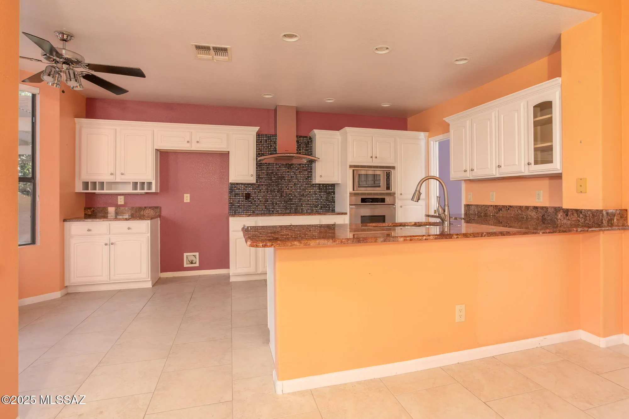 Property Slideshow image 11 of 21 | 65739 e desert rise dr, Tucson, AZ, 85739