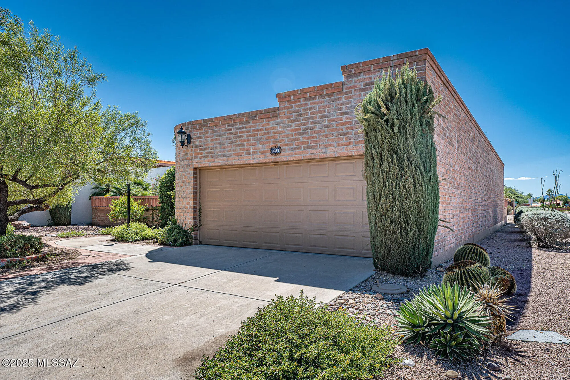 Property Slideshow image 11 of 36 | 1689 w calle hacienda, Green Valley, AZ, 85622