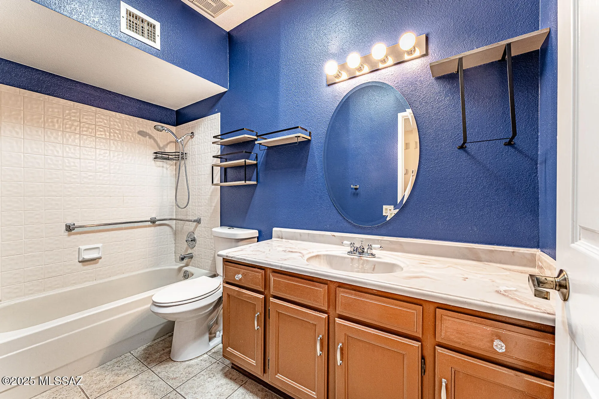Property Slideshow image 30 of 36 | 1689 w calle hacienda, Green Valley, AZ, 85622