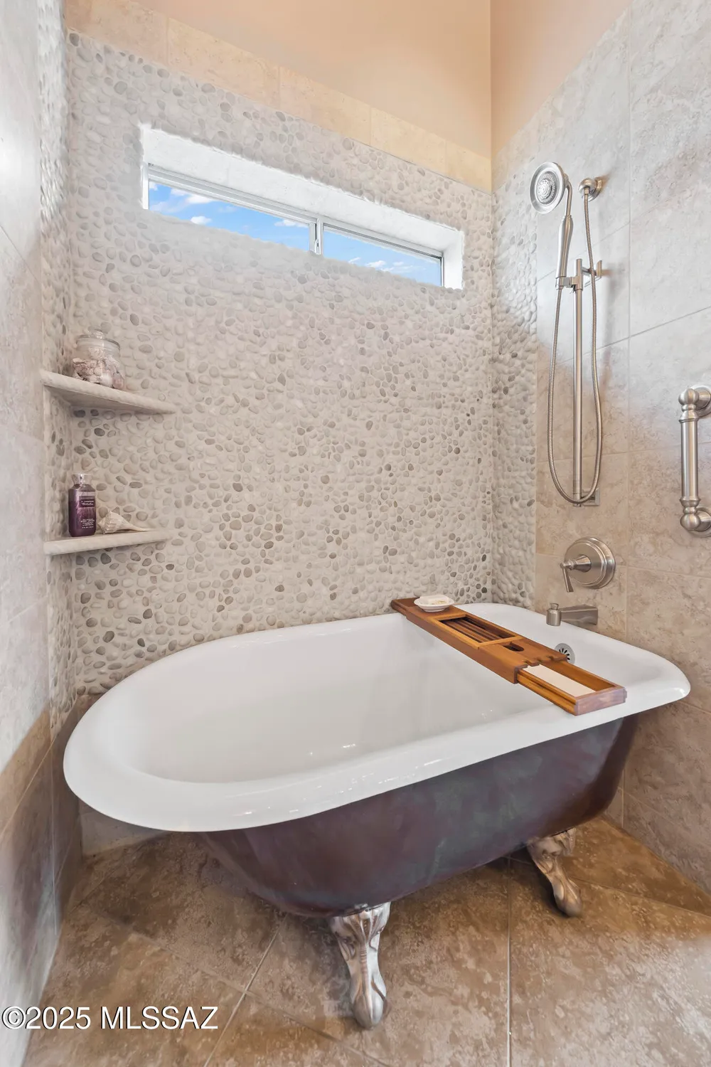 Property Slideshow image 19 of 38 | 63719 e whispering tree ln, Saddlebrooke, AZ, 85739