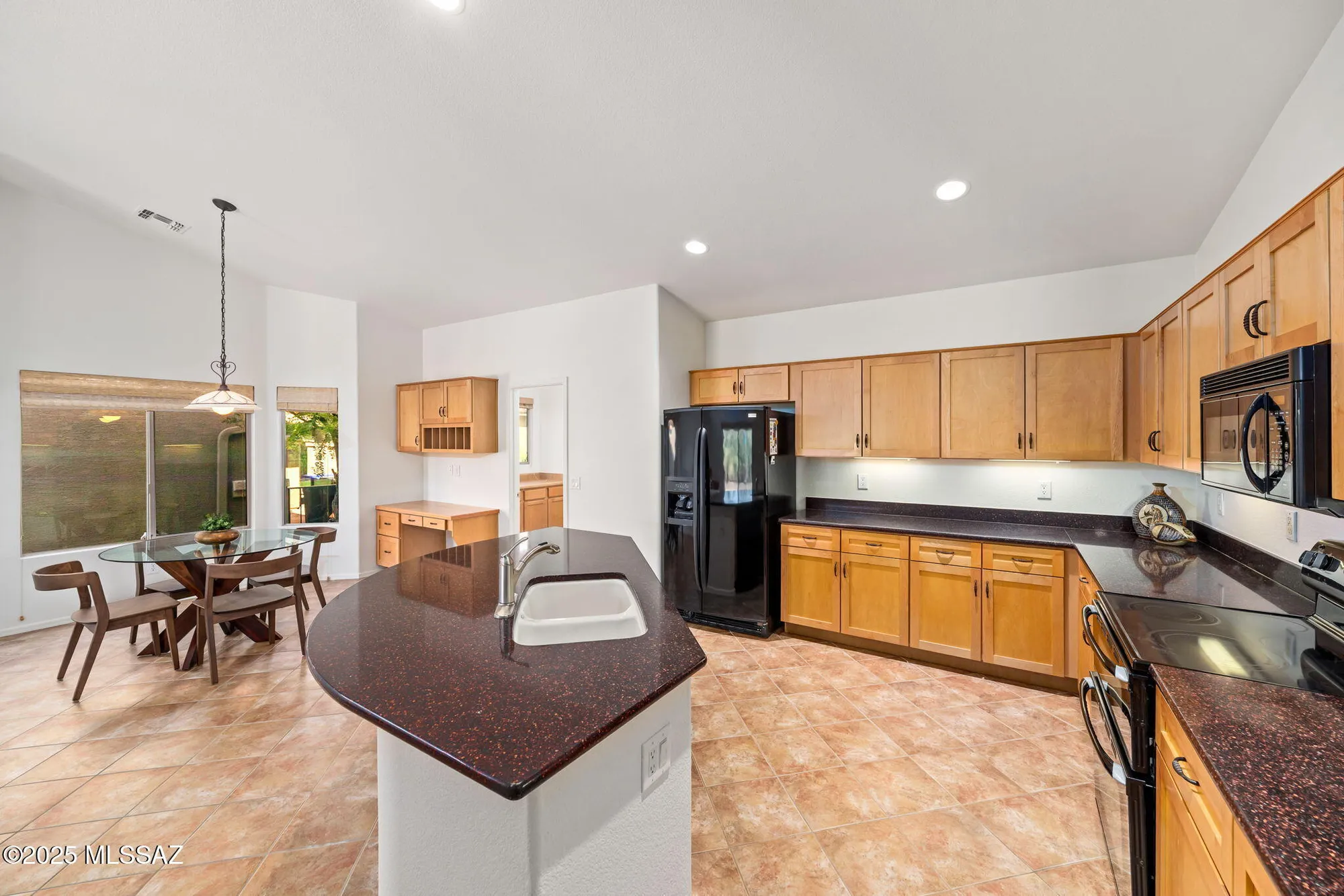 Property Slideshow image 16 of 50 | 2414 e bonita canyon dr, Green Valley, AZ, 85614