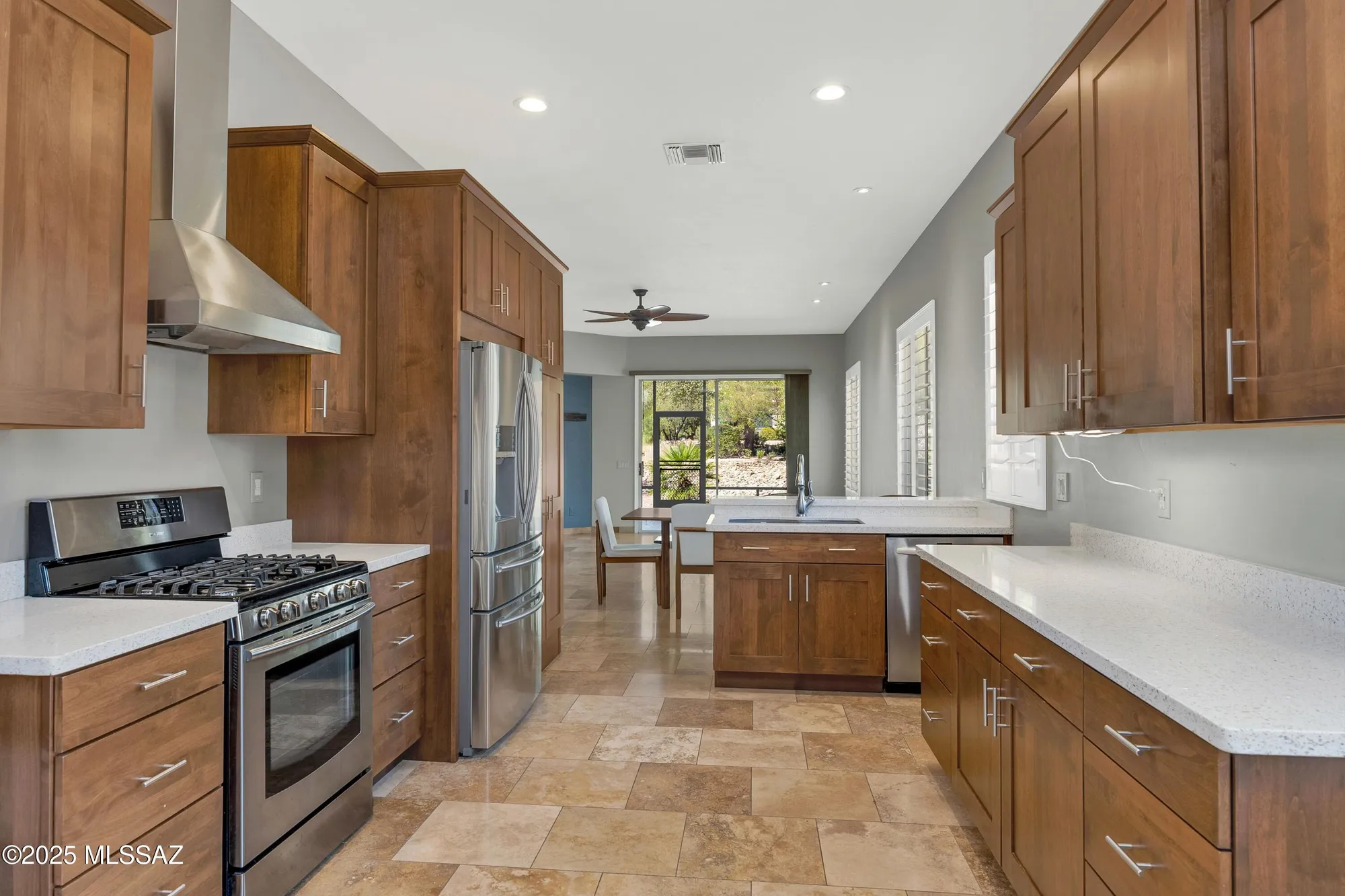 Property Slideshow image 16 of 50 | 39038 s casual dr, Saddlebrooke, AZ, 85739