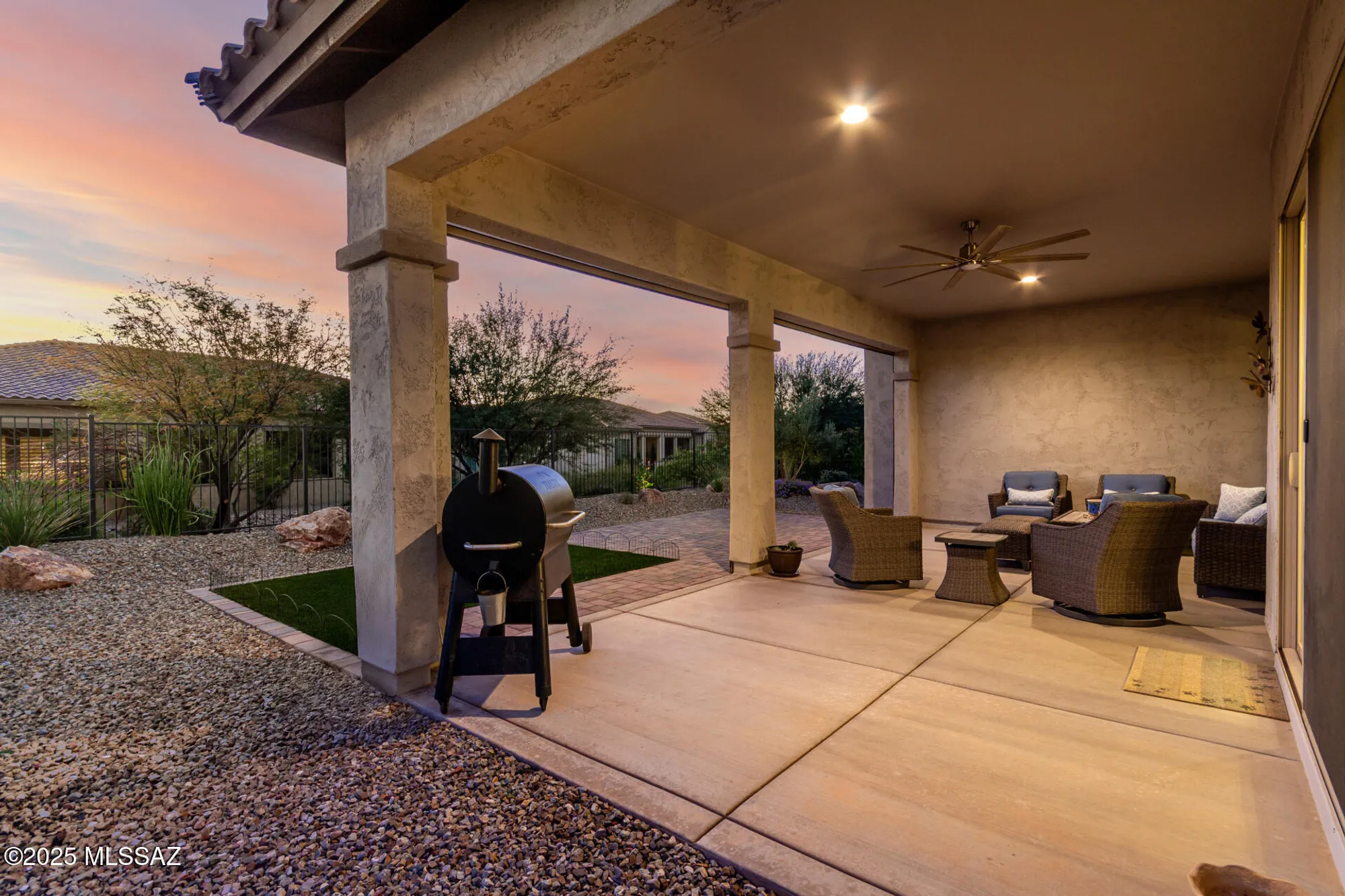 Property Slideshow image 35 of 51 | 30970 s obsidian dr, Oracle, AZ, 85623