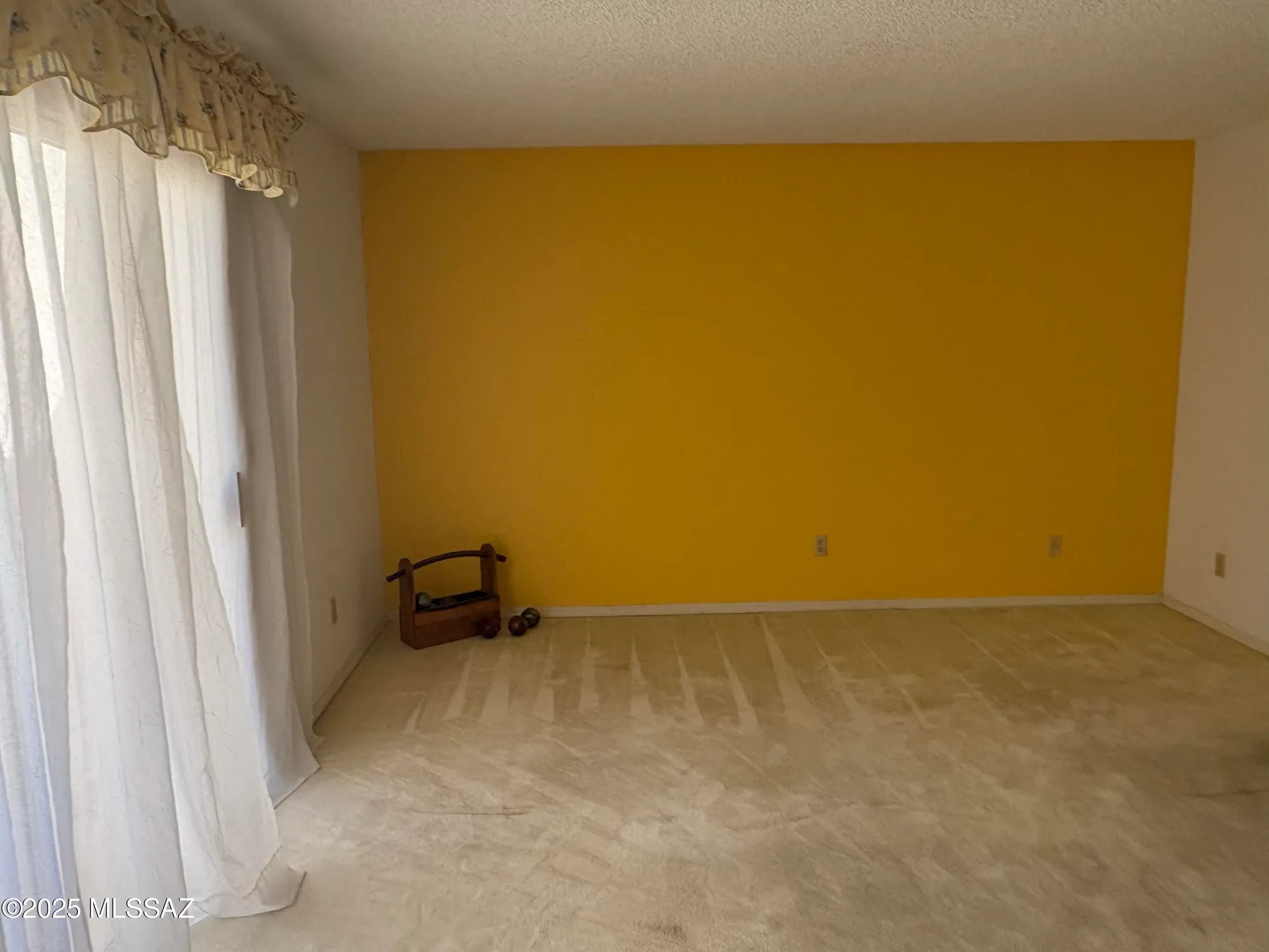 Property Slideshow image 23 of 48 | 7921 n casas carmen, Tucson, AZ, 85742