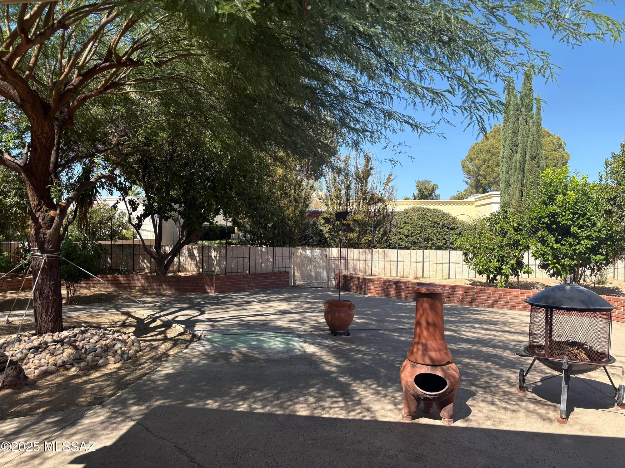 Property Slideshow image 36 of 48 | 7921 n casas carmen, Tucson, AZ, 85742
