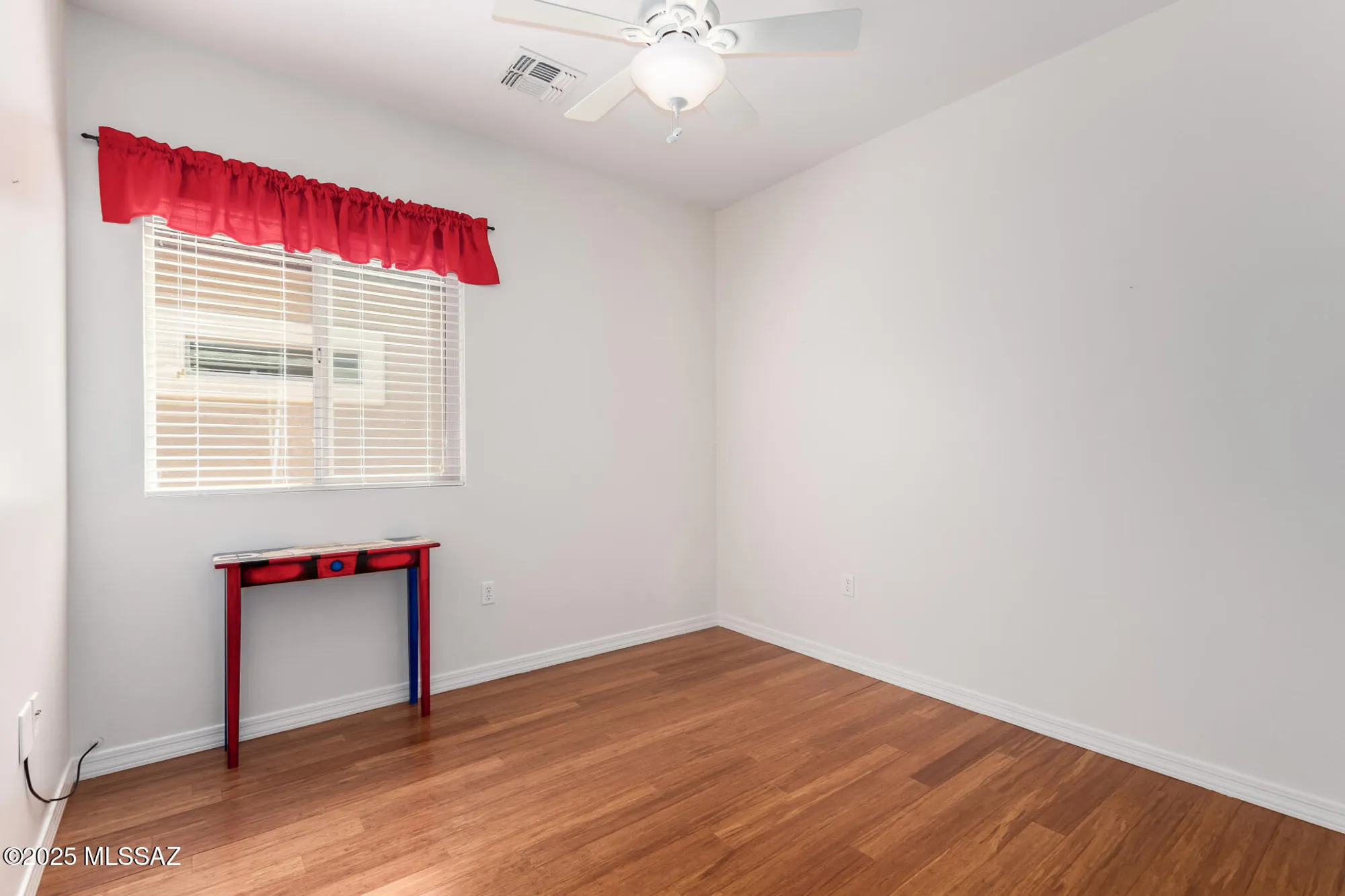 Property Slideshow image 22 of 49 | 275 w calle moncayo, Sahuarita, AZ, 85629