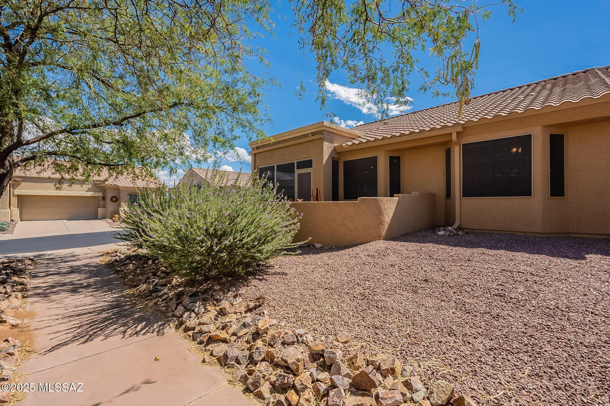 Property Slideshow image 41 of 51 | 472 w knotwood st, Green Valley, AZ, 85614