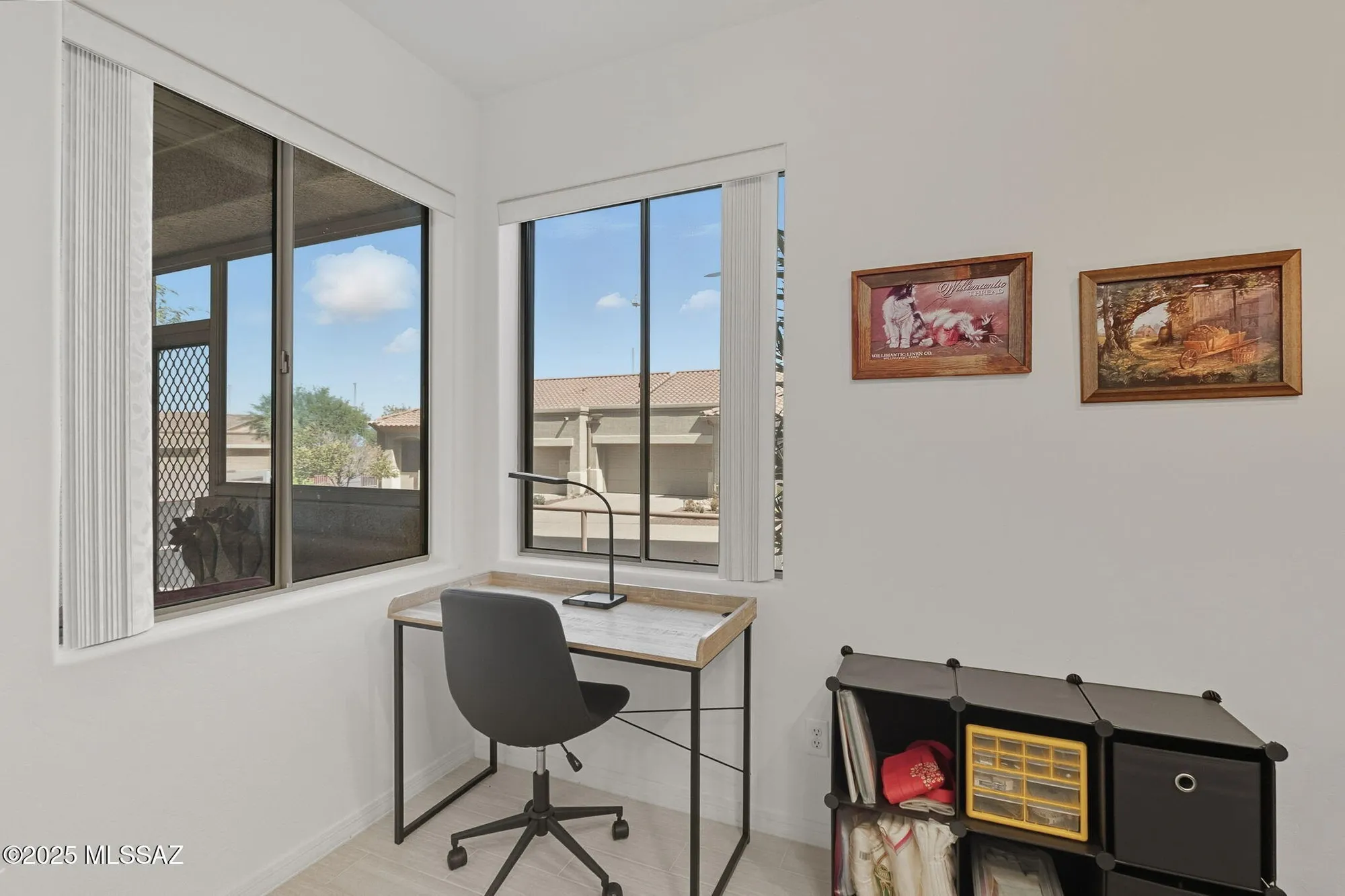 Property Slideshow image 11 of 51 | 472 w knotwood st, Green Valley, AZ, 85614