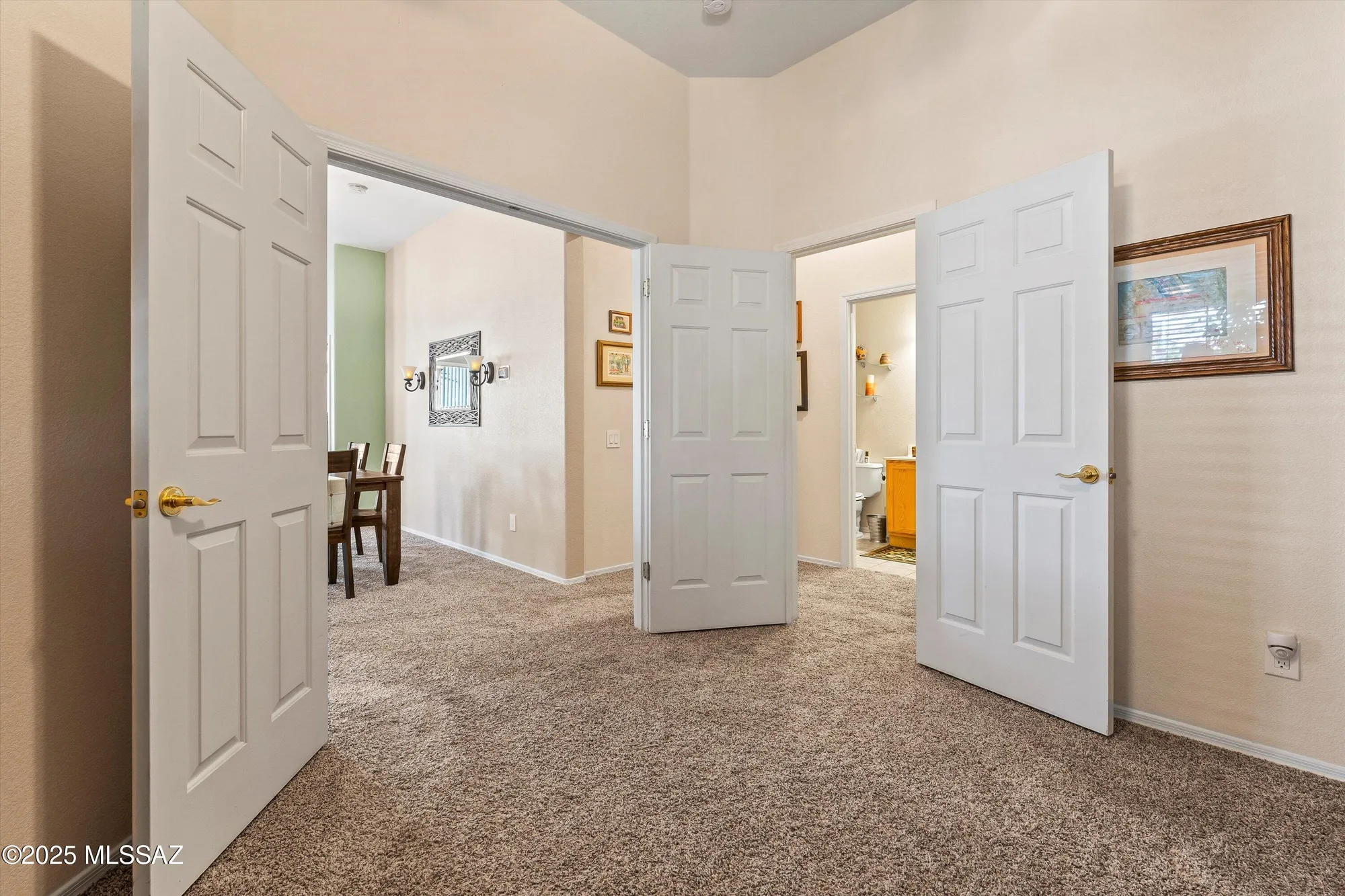 Property Slideshow image 13 of 42 | 13136 n desert flora ln, Marana, AZ, 85658