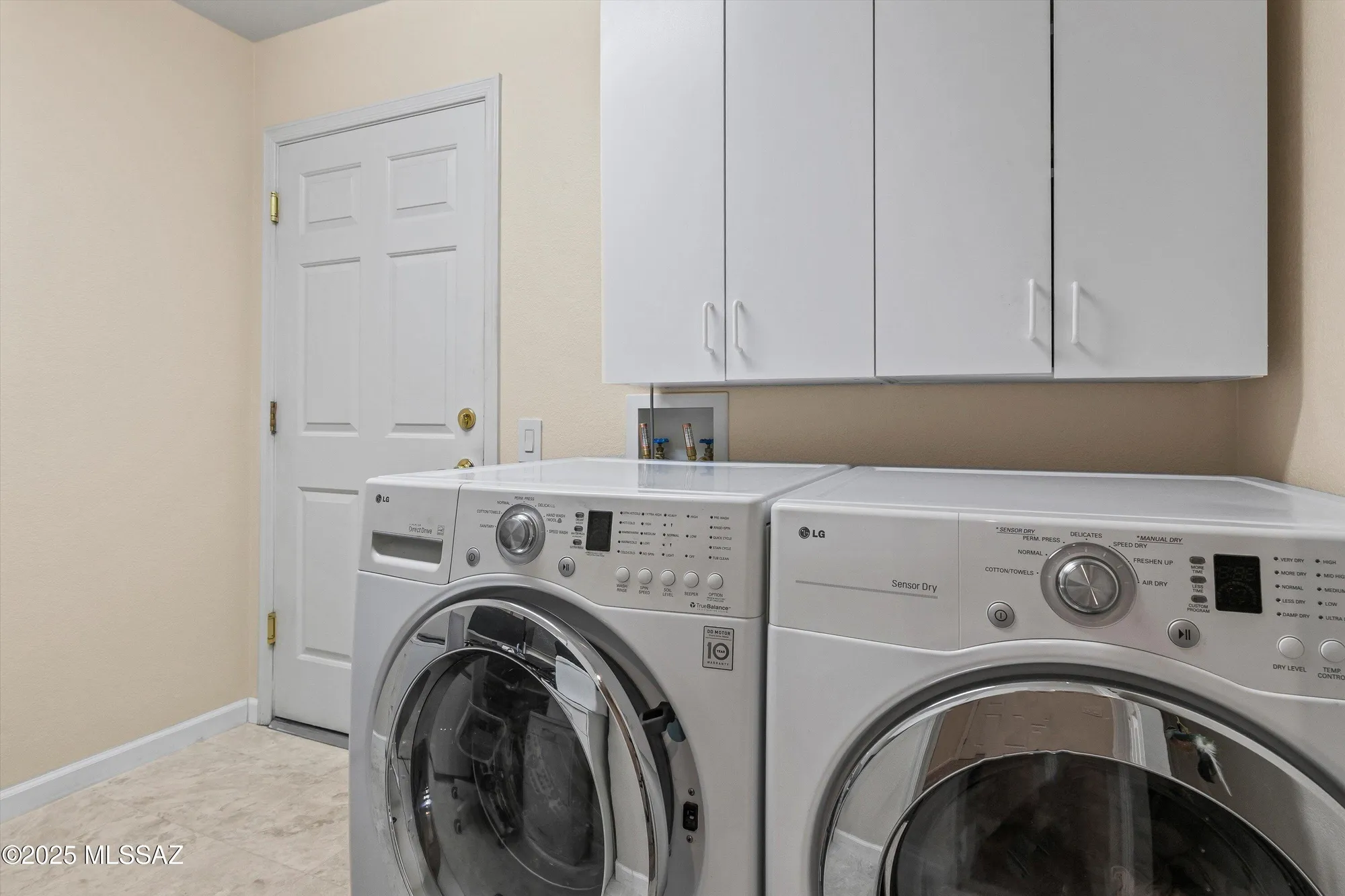 Property Slideshow image 17 of 42 | 13136 n desert flora ln, Marana, AZ, 85658