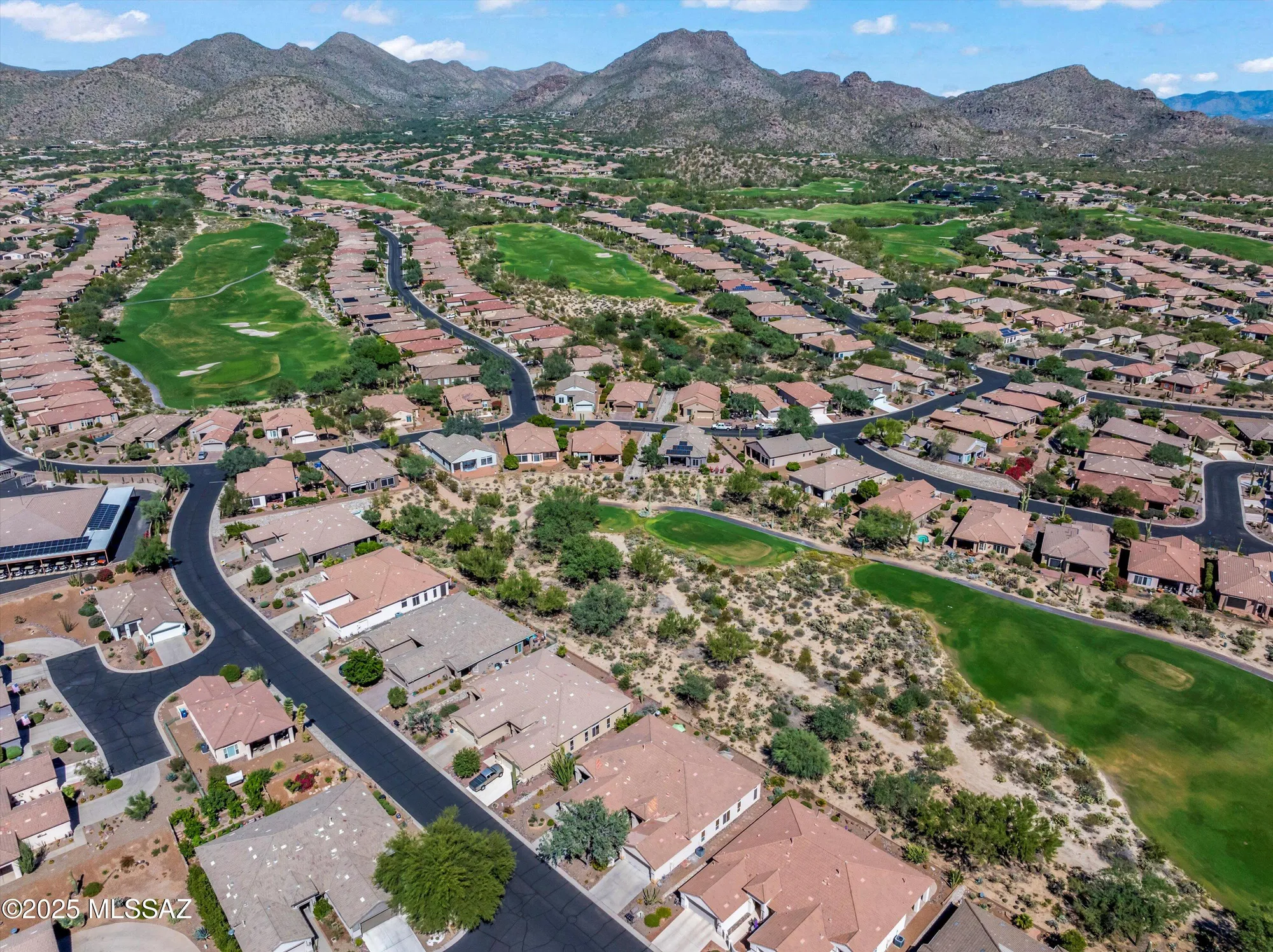 Property Slideshow image 28 of 42 | 13136 n desert flora ln, Marana, AZ, 85658