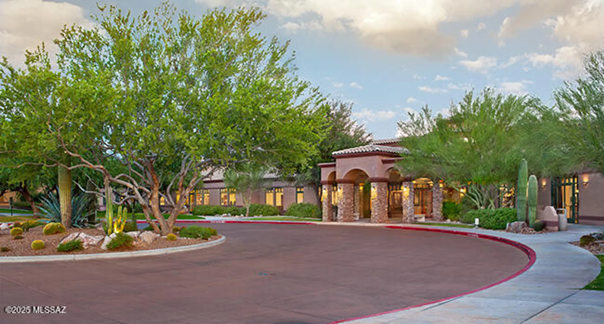 Property Slideshow image 30 of 42 | 13136 n desert flora ln, Marana, AZ, 85658
