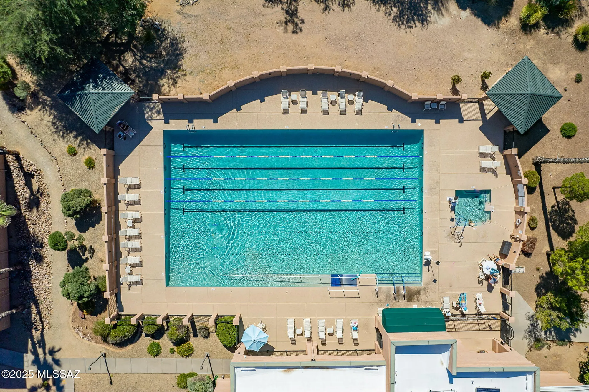 Property Slideshow image 43 of 51 | 472 w knotwood st, Green Valley, AZ, 85614