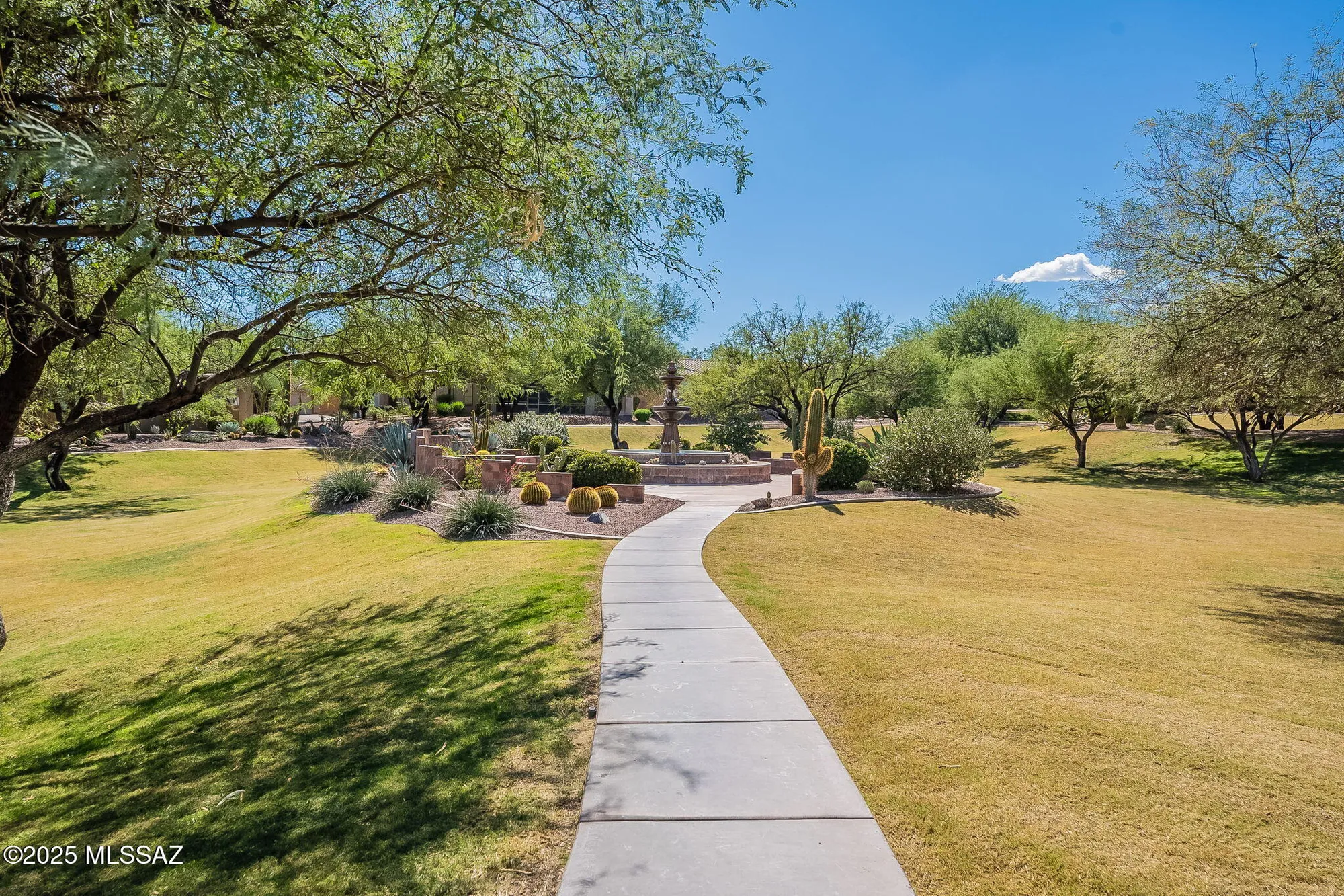 Property Slideshow image 46 of 51 | 472 w knotwood st, Green Valley, AZ, 85614