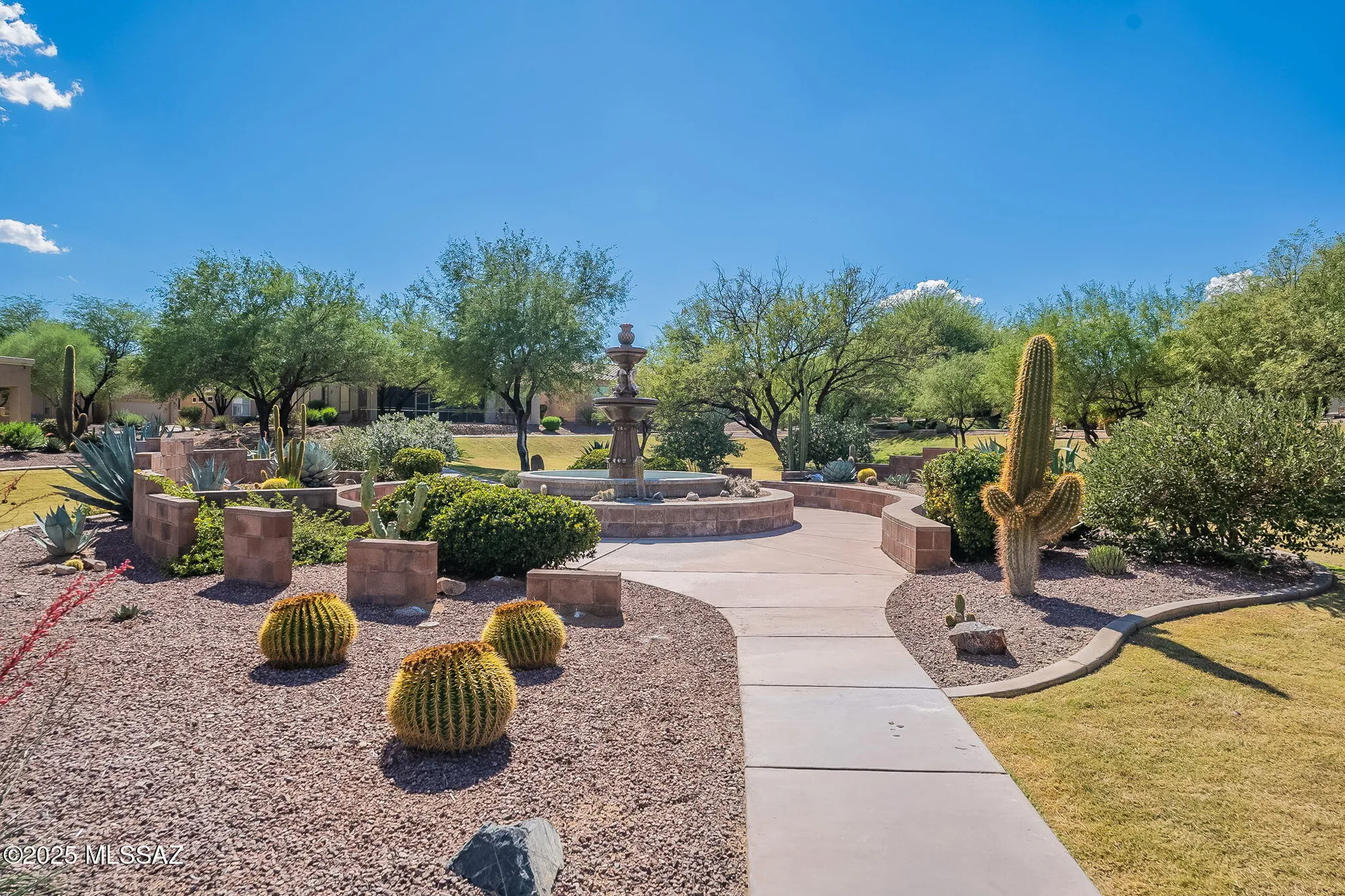 Property Slideshow image 47 of 51 | 472 w knotwood st, Green Valley, AZ, 85614