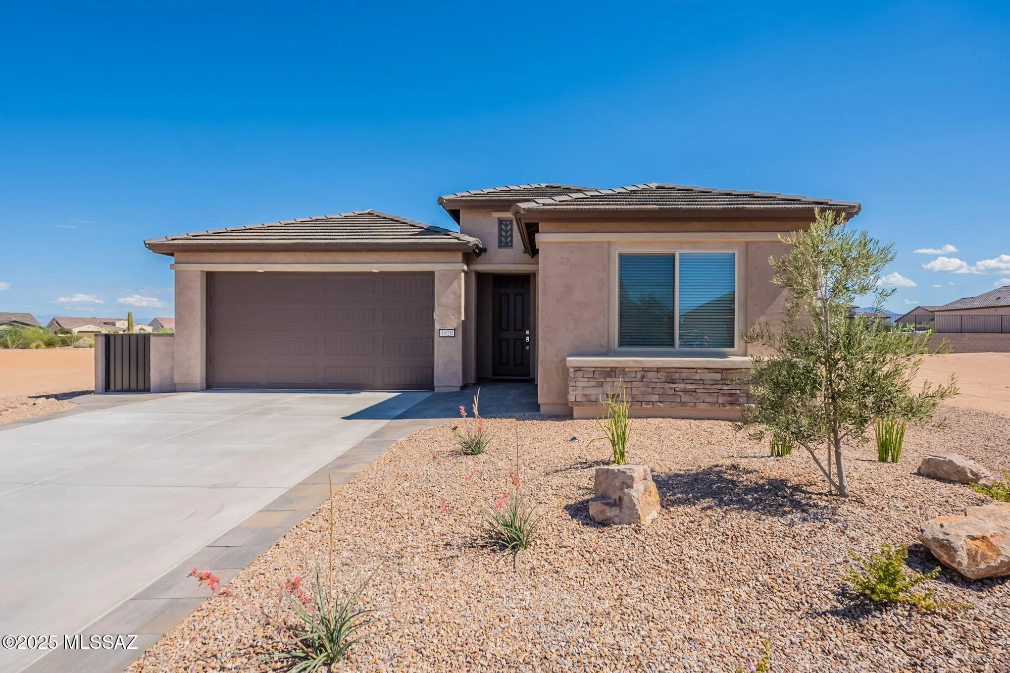 Property Slideshow image 1 of 50 | 1820 n banneker ln, Green Valley, AZ, 85614