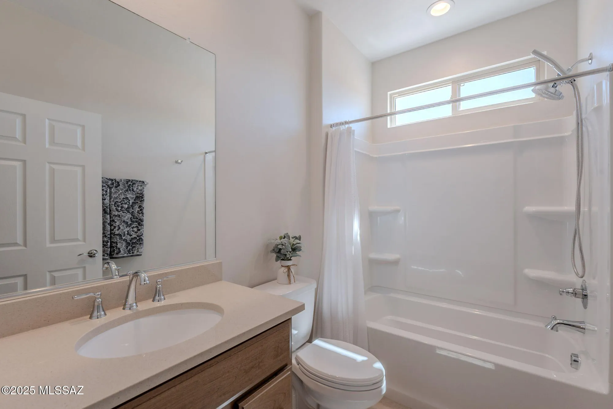 Property Slideshow image 33 of 50 | 1820 n banneker ln, Green Valley, AZ, 85614