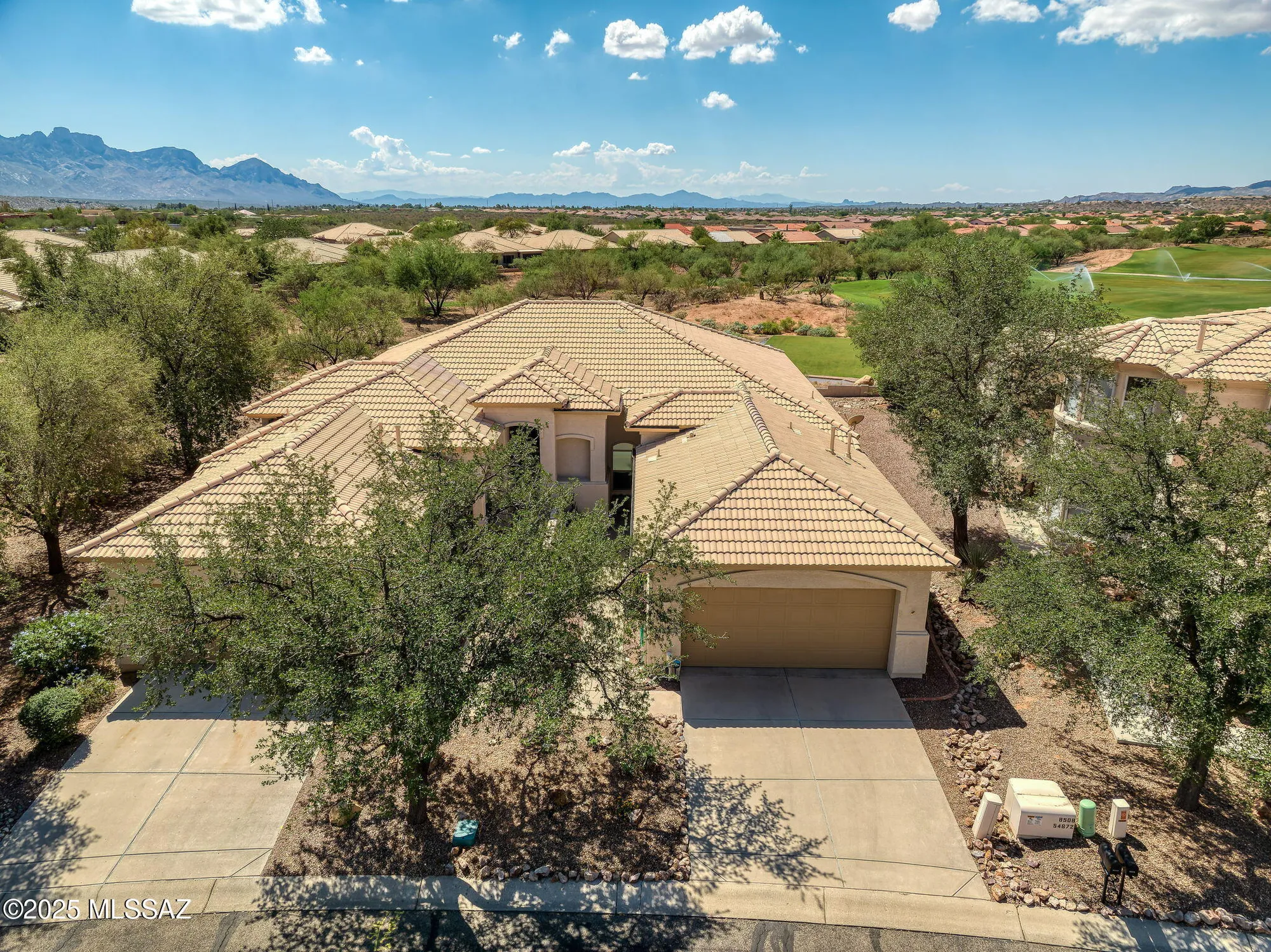 Property Slideshow image 5 of 46 | 38946 s serenity ln, Saddlebrooke, AZ, 85739