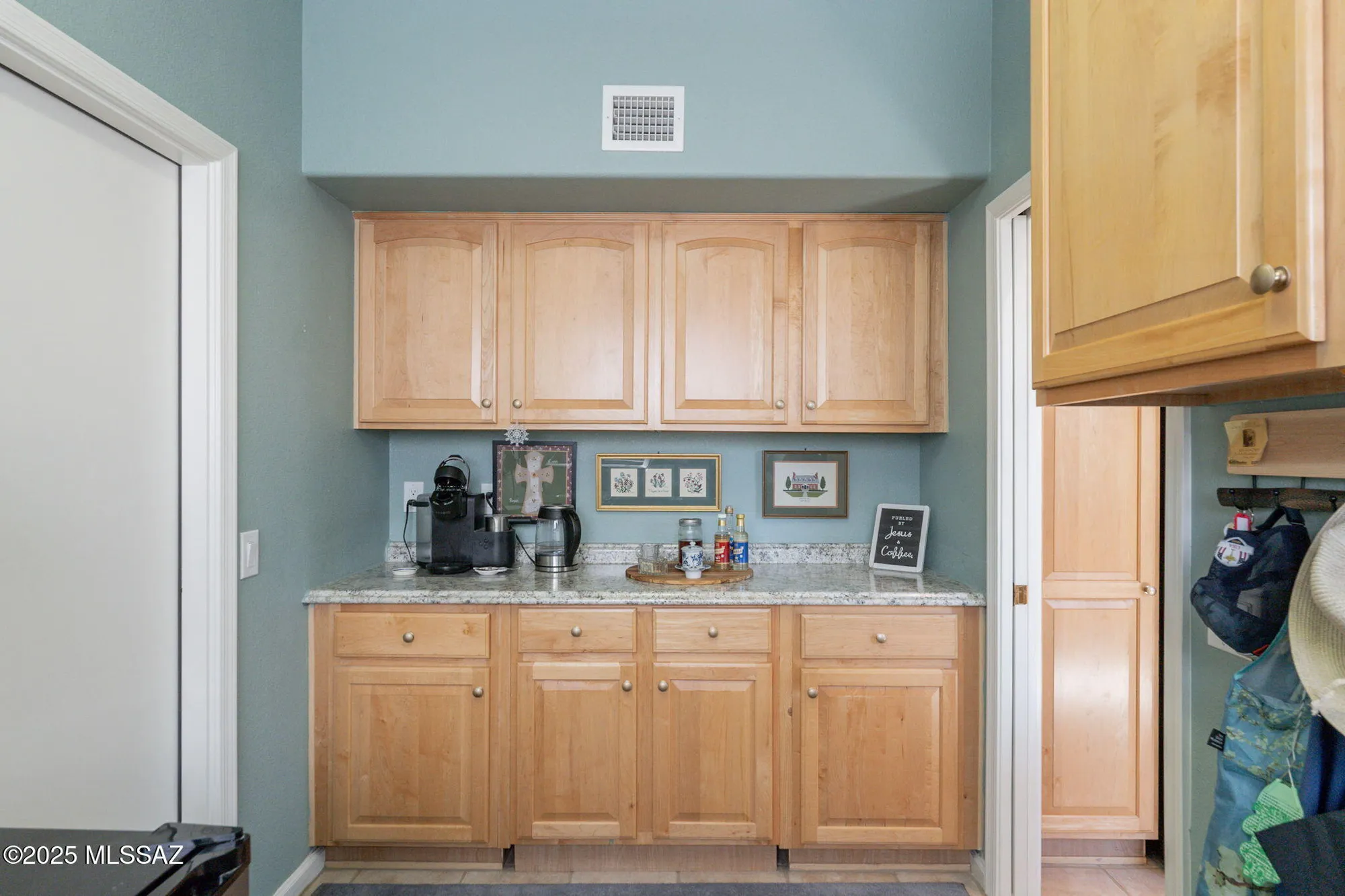 Property Slideshow image 10 of 41 | 36243 s wind crest dr, Tucson, AZ, 85739