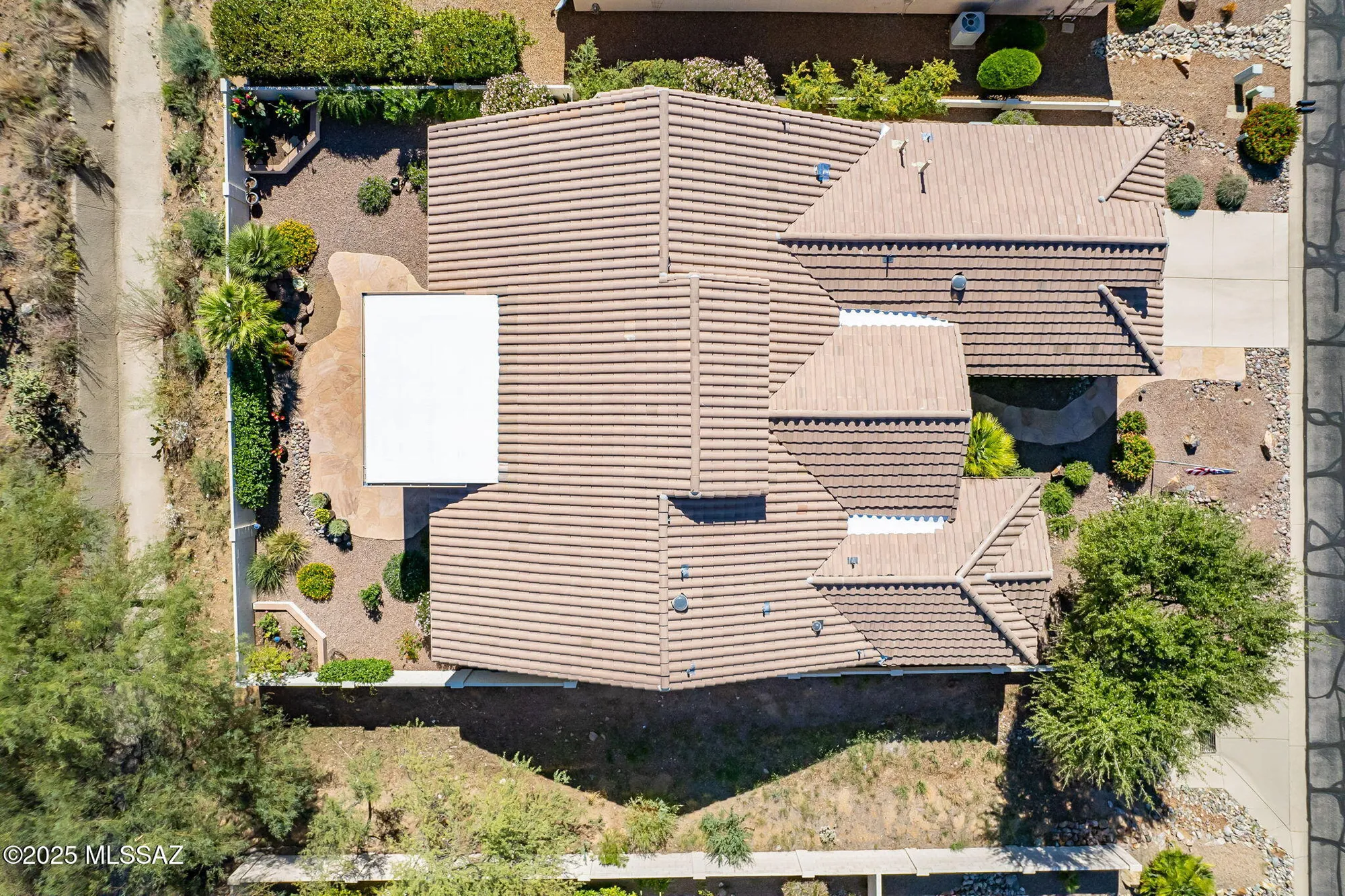 Property Slideshow image 17 of 41 | 36243 s wind crest dr, Tucson, AZ, 85739