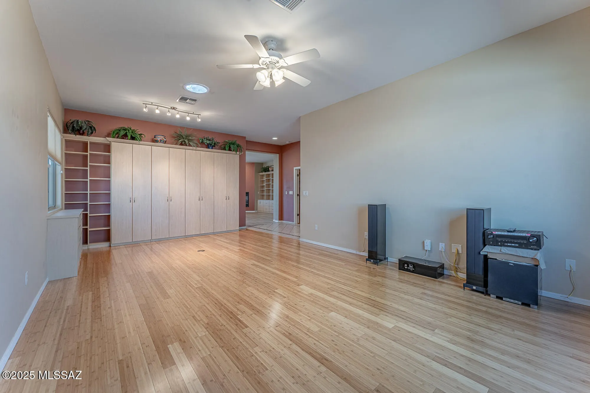 Property Slideshow image 7 of 50 | 991 w calle artistica, Green Valley, AZ, 85614