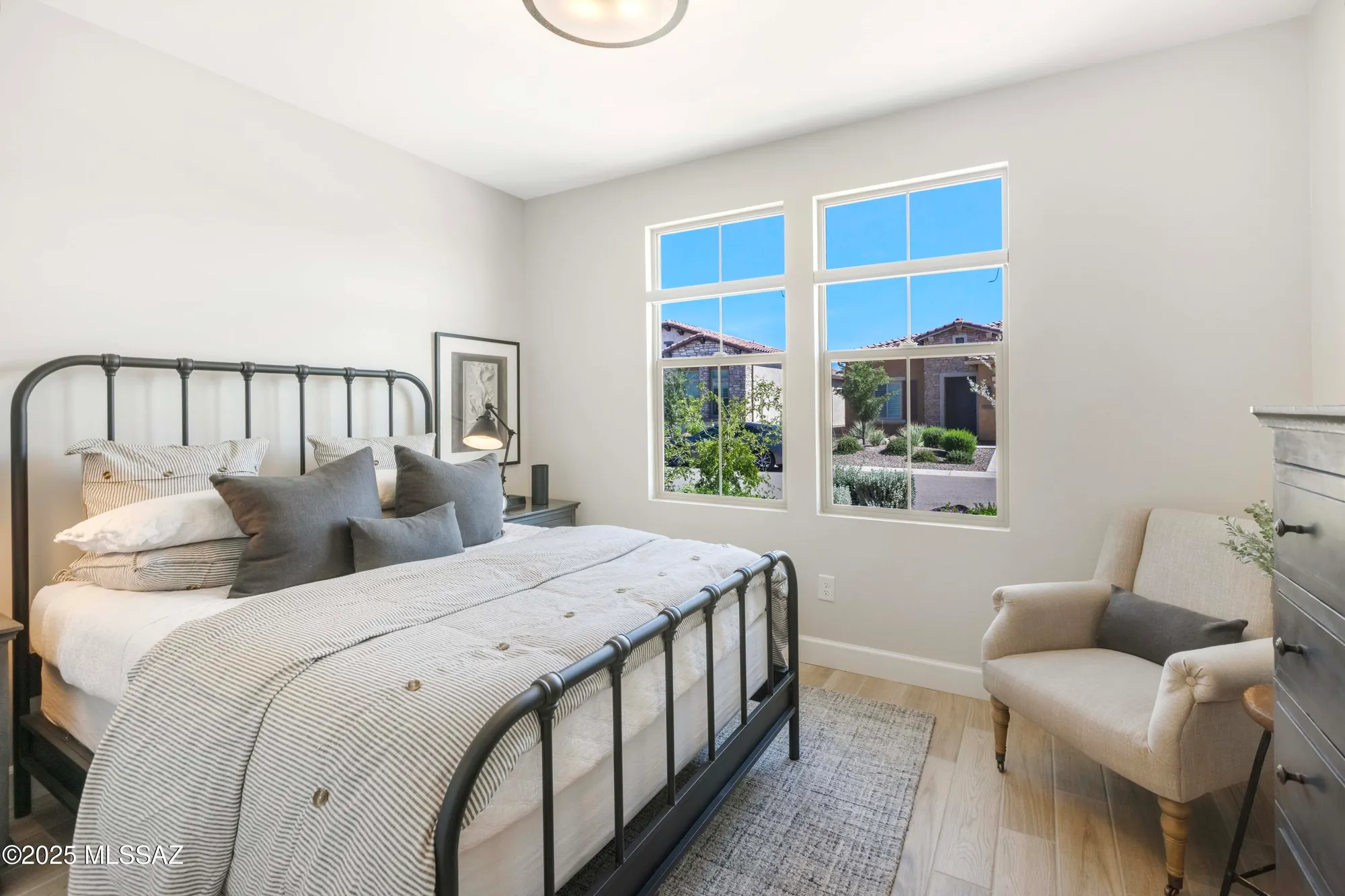 Property Slideshow image 15 of 41 | 30786 s sand hurst ln, Oracle, AZ, 85623