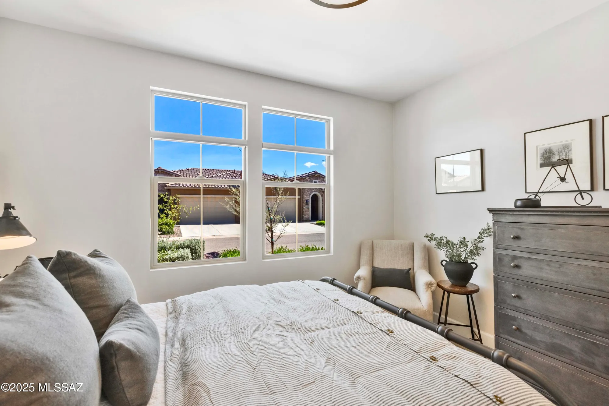 Property Slideshow image 16 of 41 | 30786 s sand hurst ln, Oracle, AZ, 85623