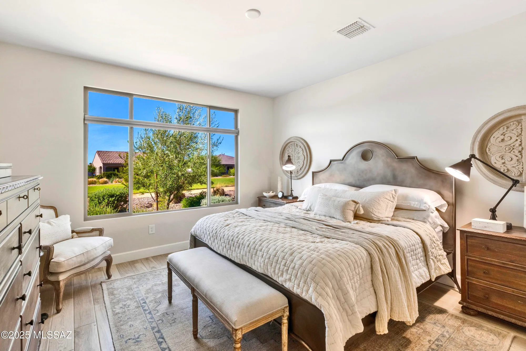 Property Slideshow image 10 of 41 | 30786 s sand hurst ln, Oracle, AZ, 85623