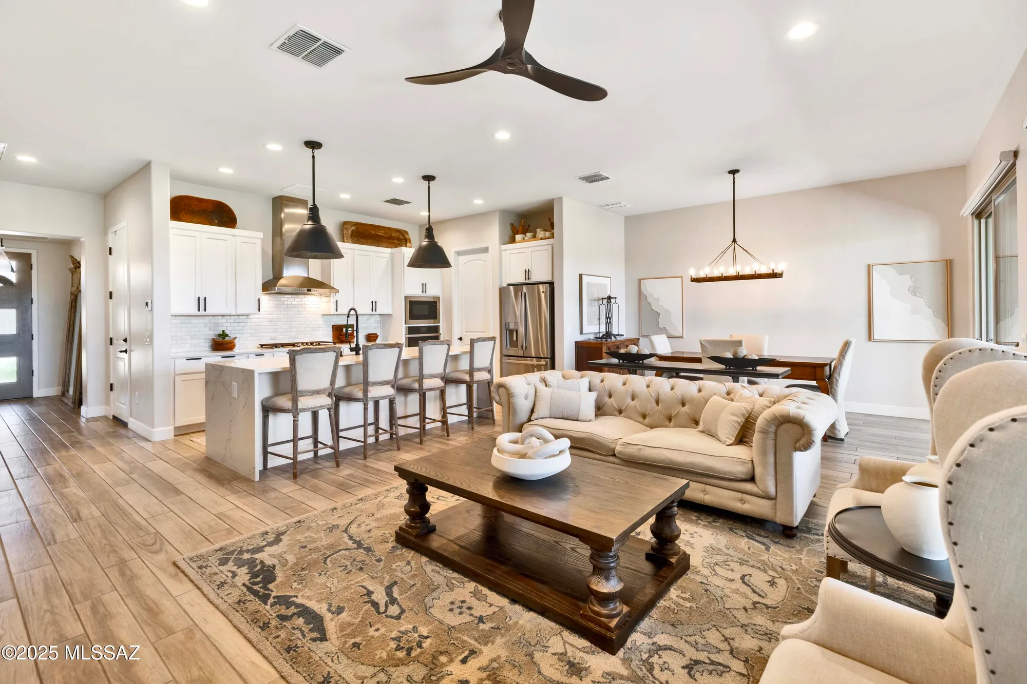 Property Slideshow image 8 of 41 | 30786 s sand hurst ln, Oracle, AZ, 85623