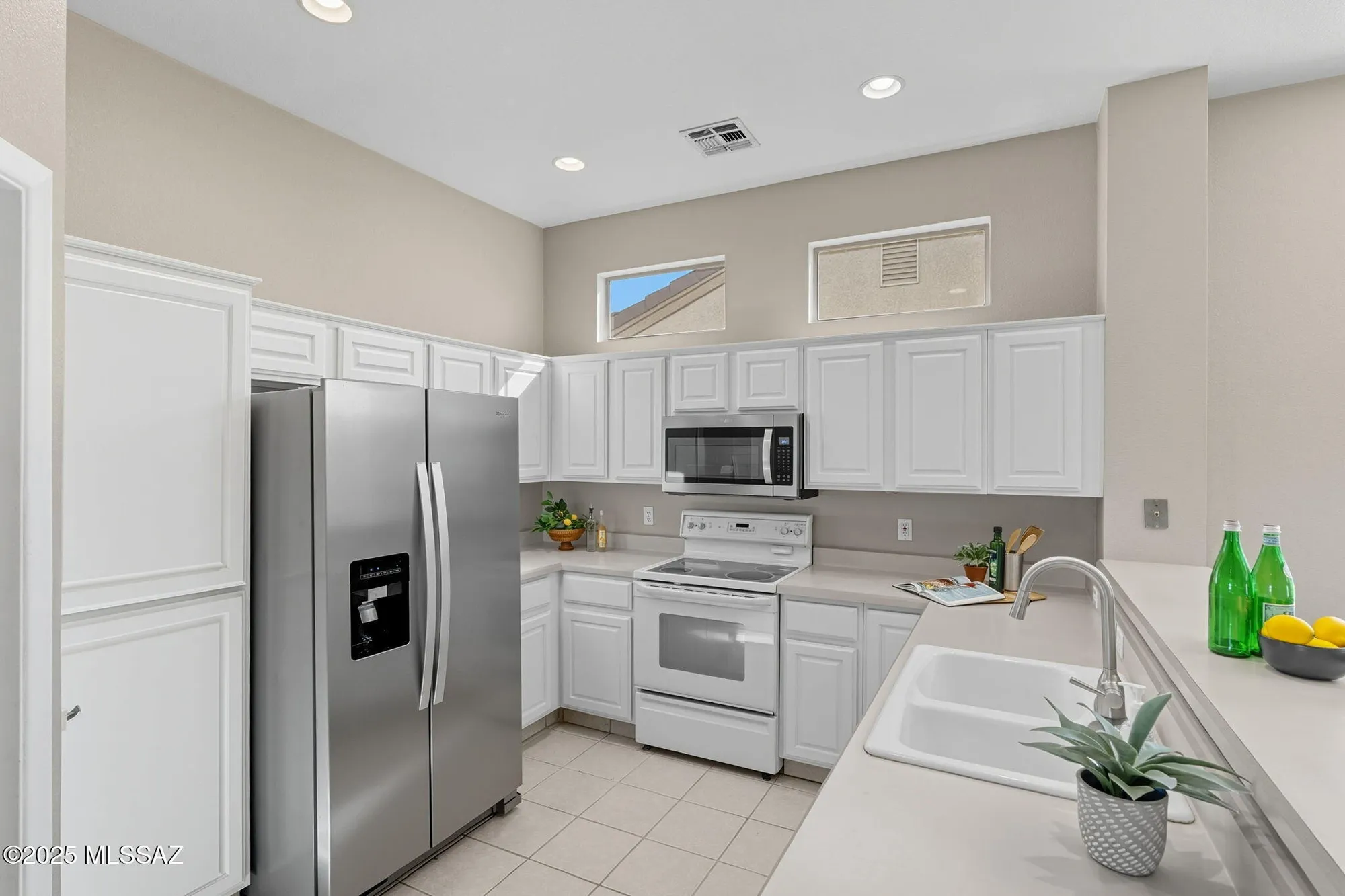 Property Slideshow image 16 of 40 | 13853 n lobelia way, Oro Valley, AZ, 85755