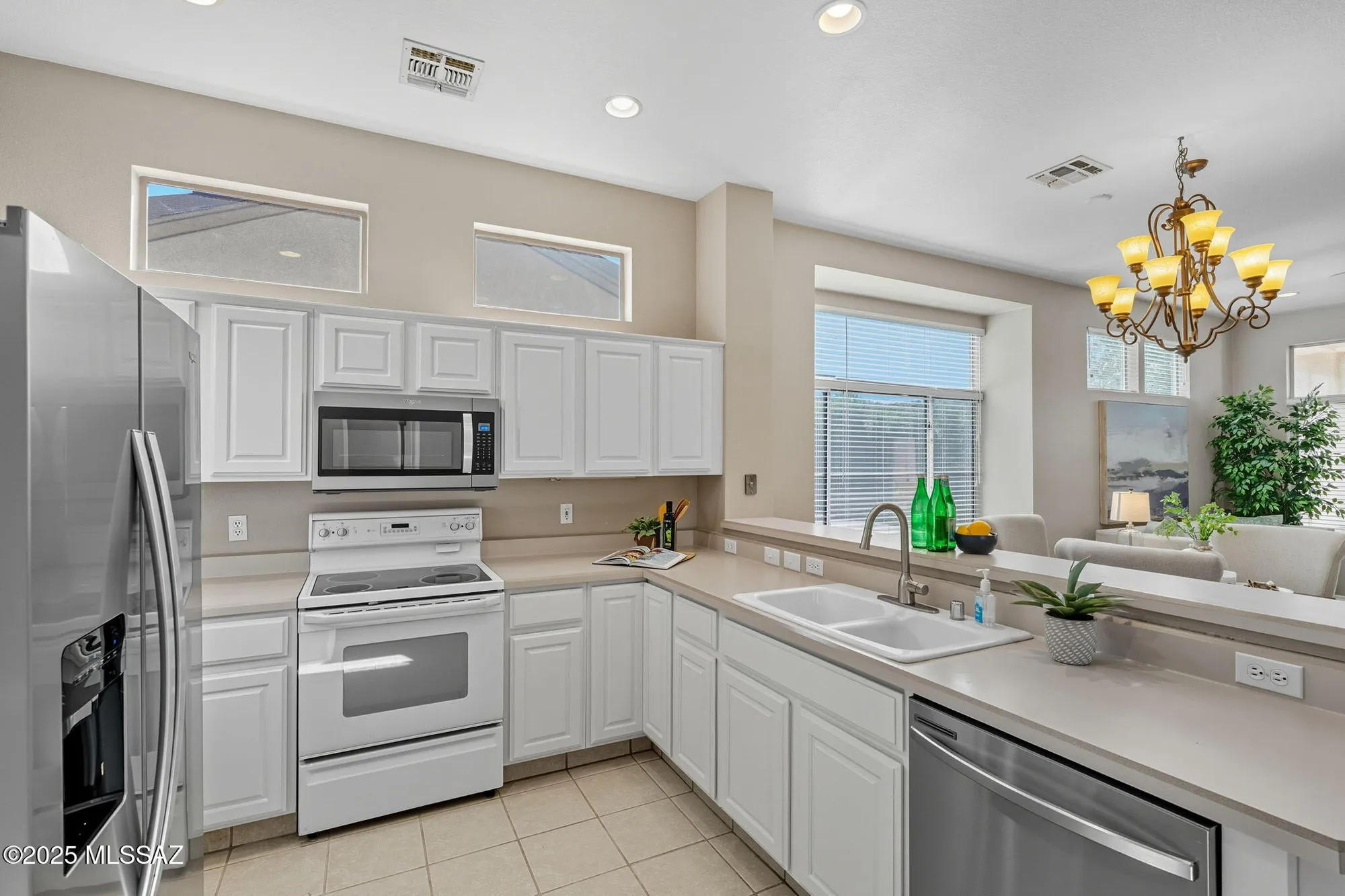 Property Slideshow image 17 of 40 | 13853 n lobelia way, Oro Valley, AZ, 85755