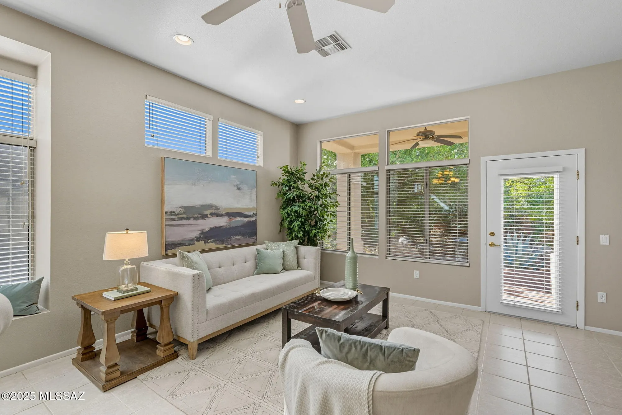 Property Slideshow image 10 of 40 | 13853 n lobelia way, Oro Valley, AZ, 85755