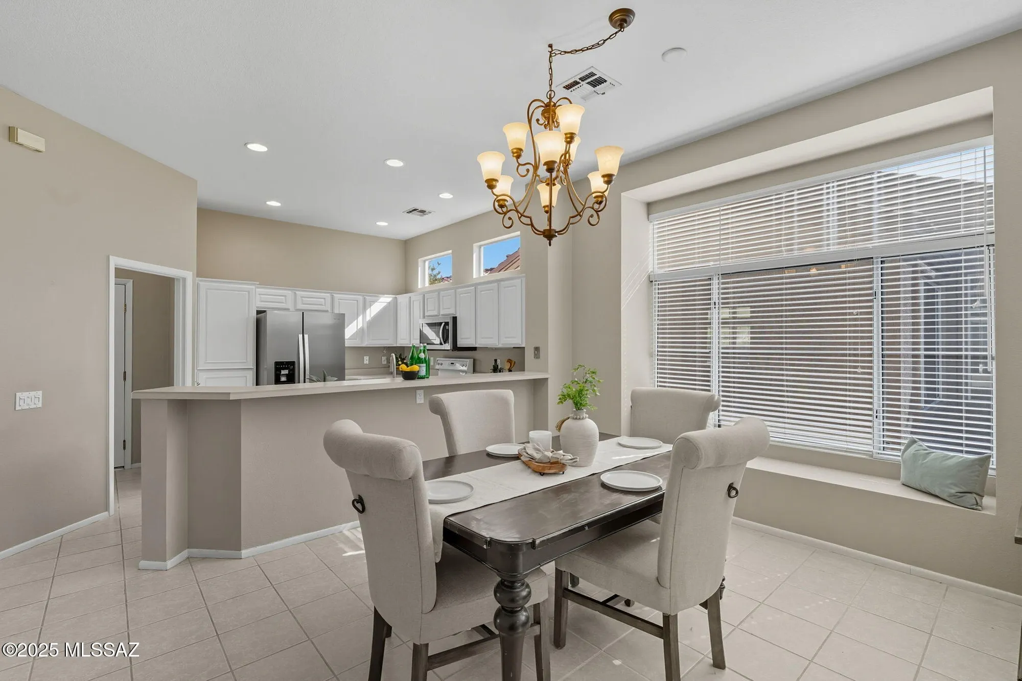 Property Slideshow image 14 of 40 | 13853 n lobelia way, Oro Valley, AZ, 85755