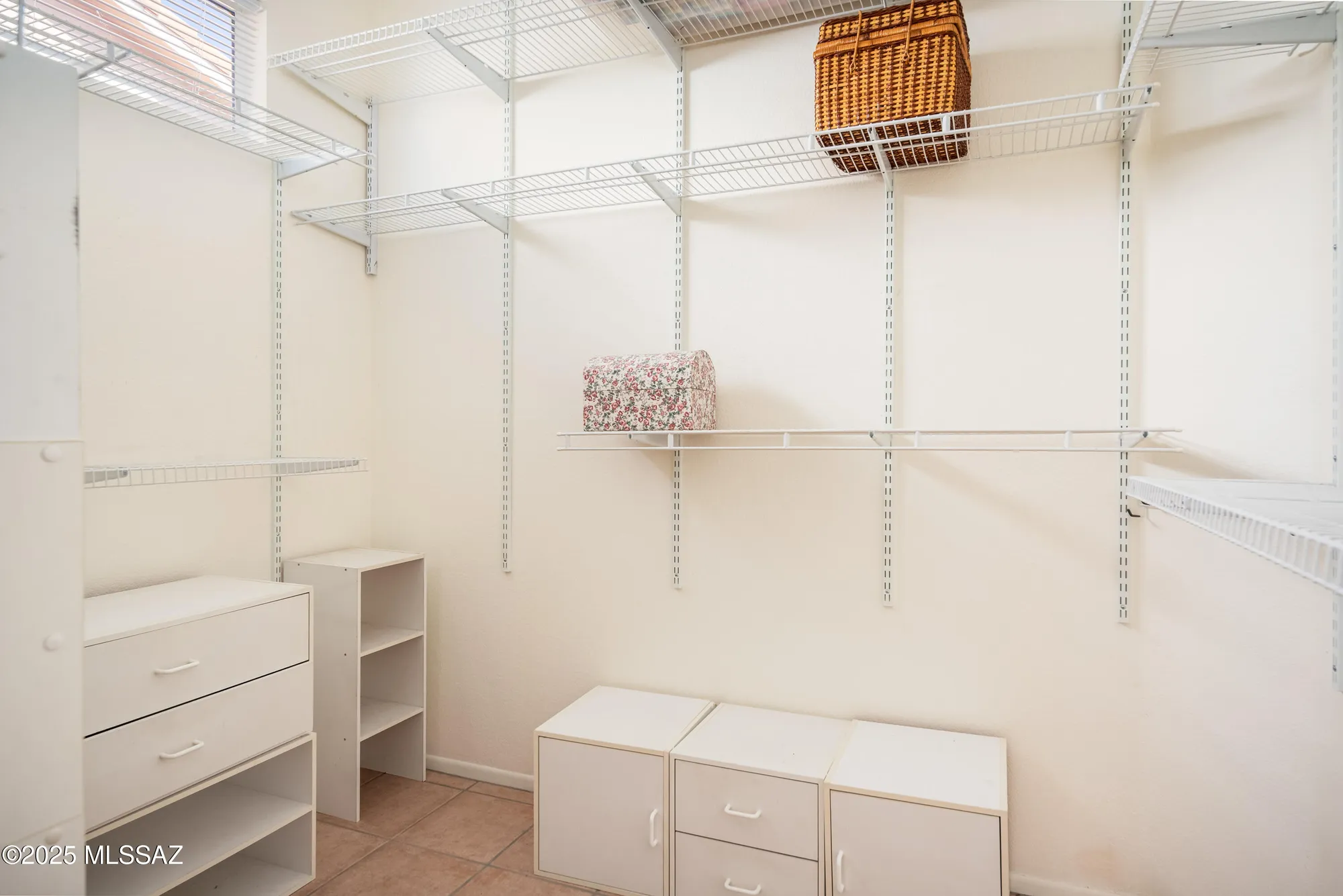 Property Slideshow image 20 of 42 | 14230 n lobelia way, Oro Valley, AZ, 85755