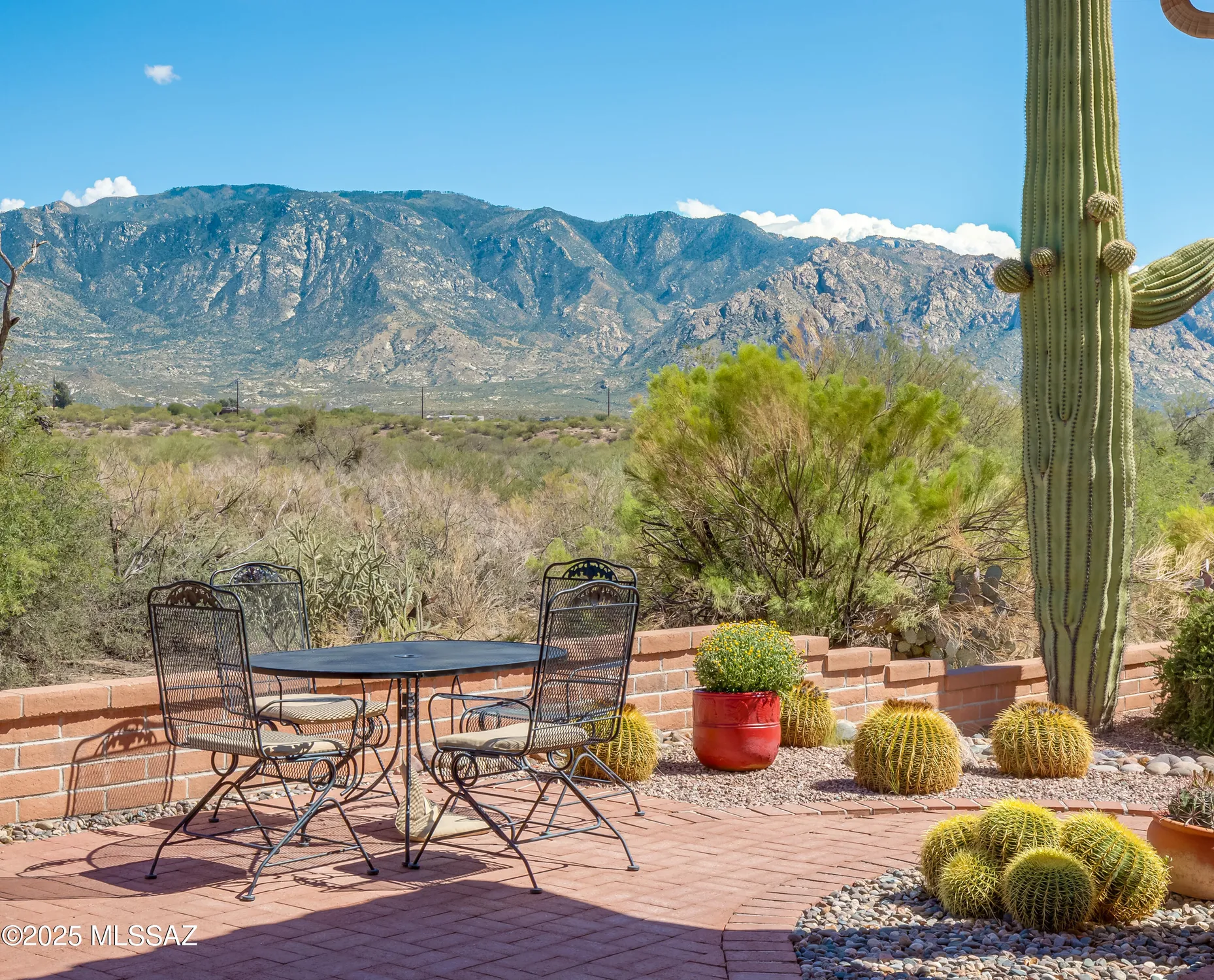 Property Slideshow image 2 of 42 | 14230 n lobelia way, Oro Valley, AZ, 85755