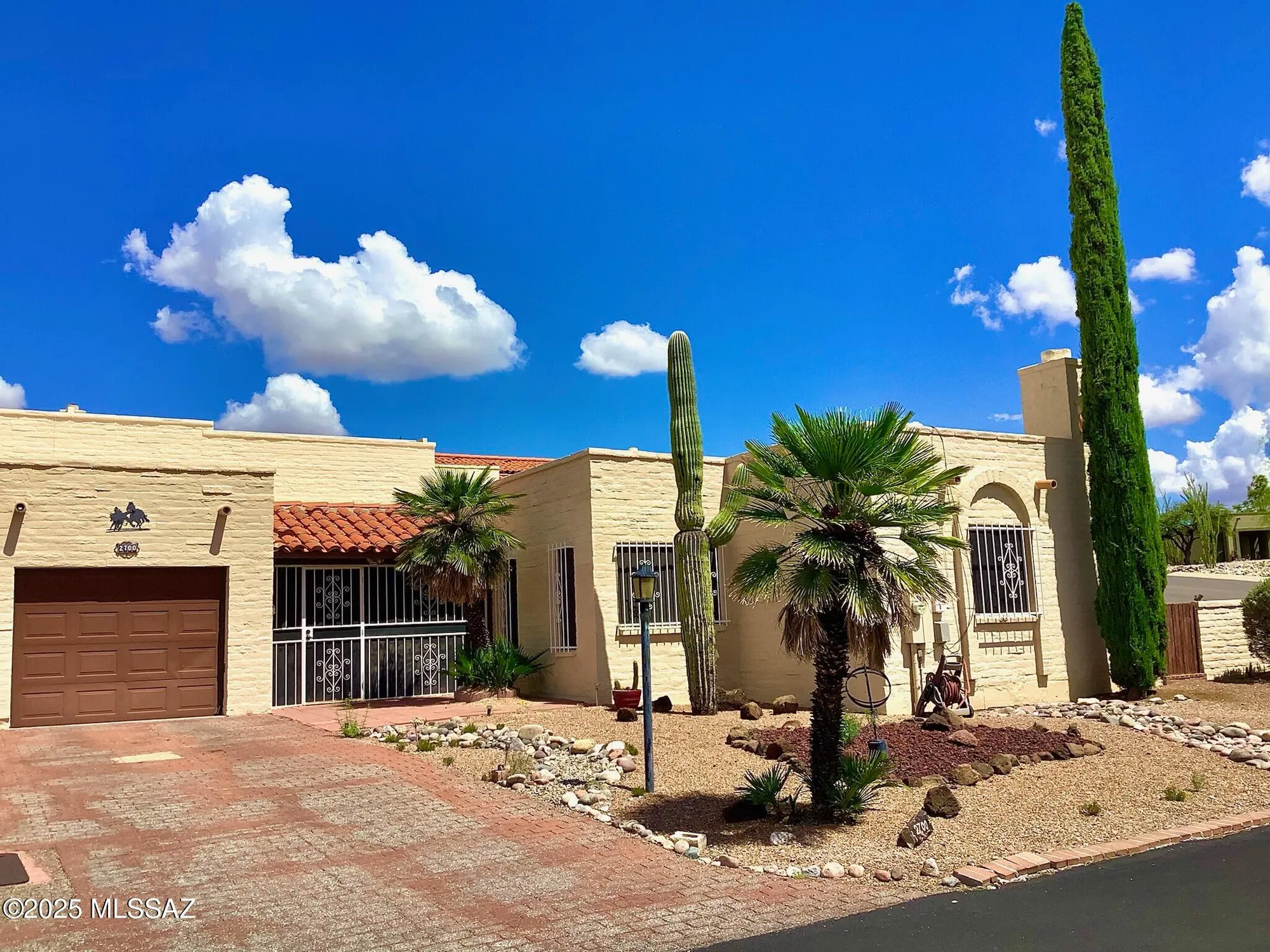 Property Slideshow image 1 of 36 | 2700 s circulo de las lomas, Green Valley, AZ, 85622