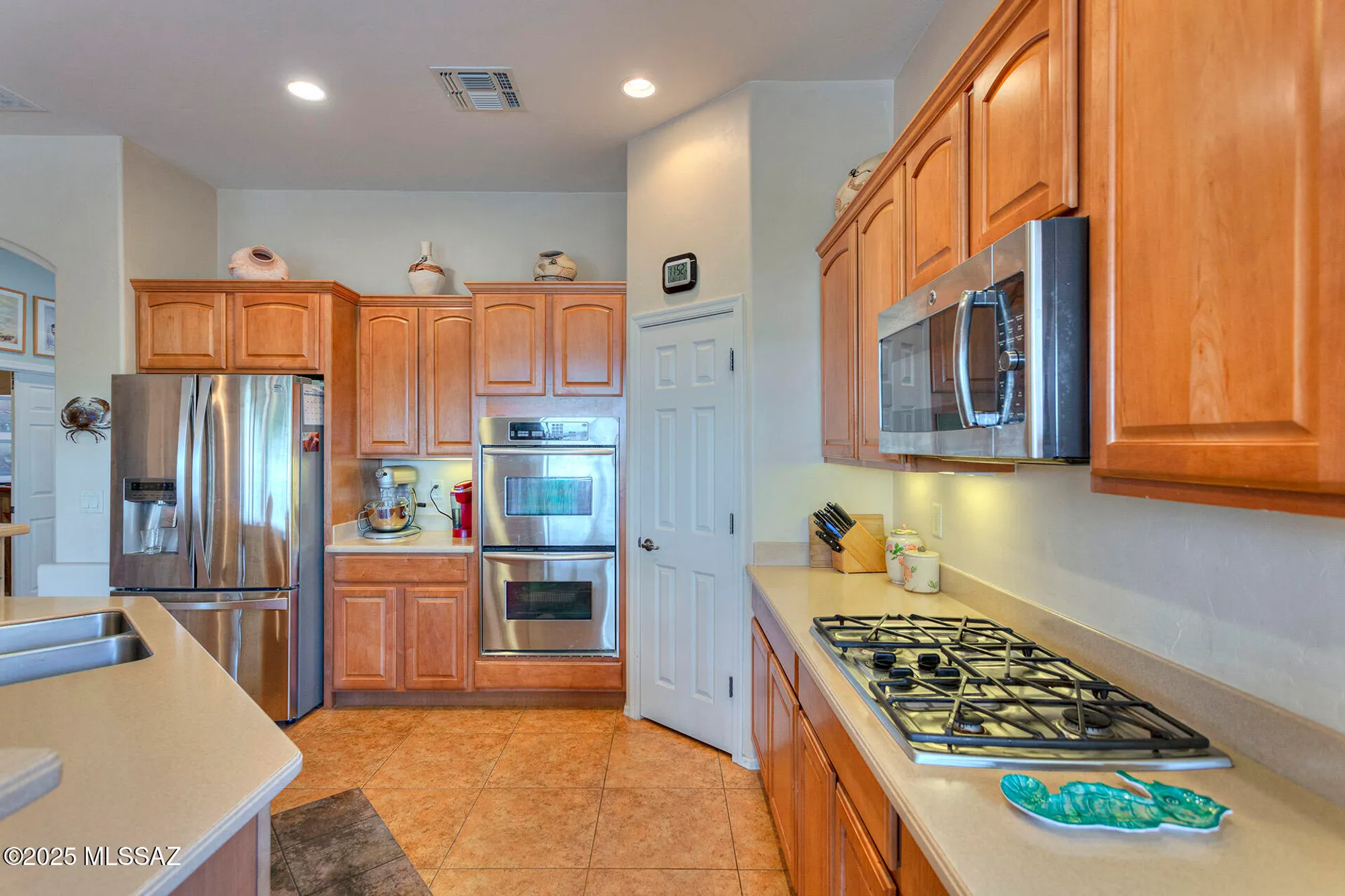Property Slideshow image 7 of 27 | 506 n michelangelo dr, Green Valley, AZ, 85614
