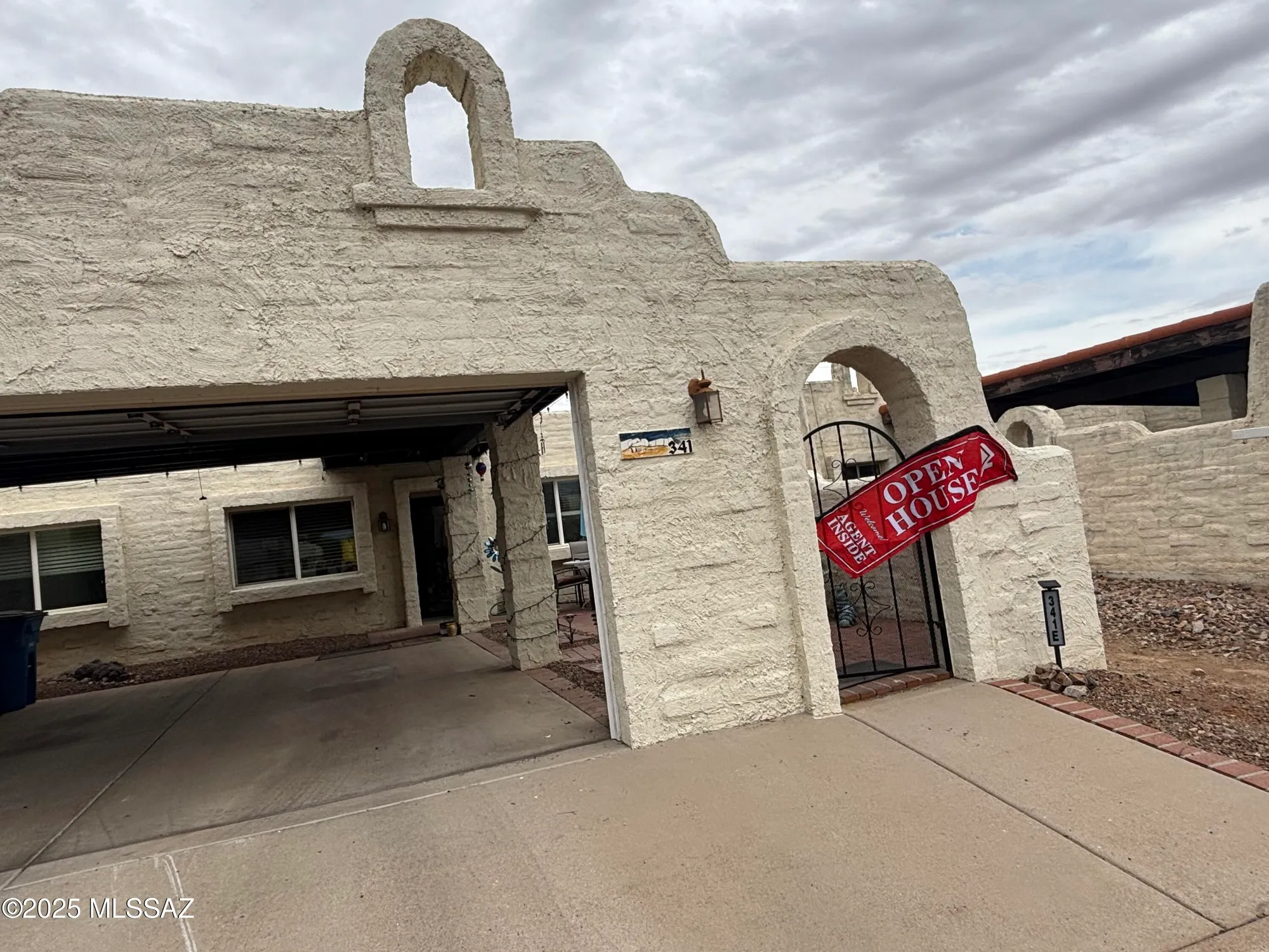 Property Slideshow image 4 of 42 | 341 e via terrenal, Green Valley, AZ, 85614
