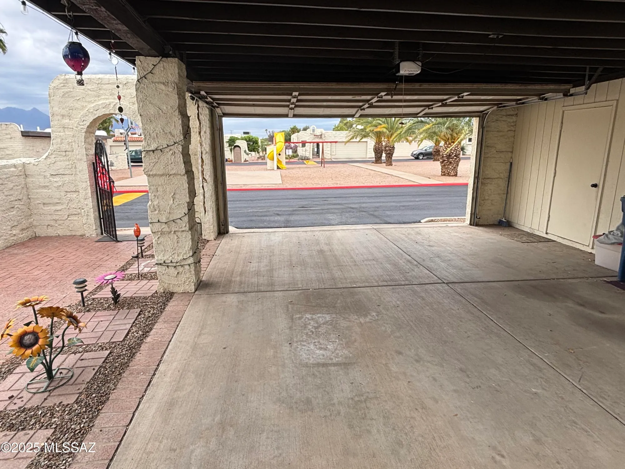 Property Slideshow image 15 of 42 | 341 e via terrenal, Green Valley, AZ, 85614