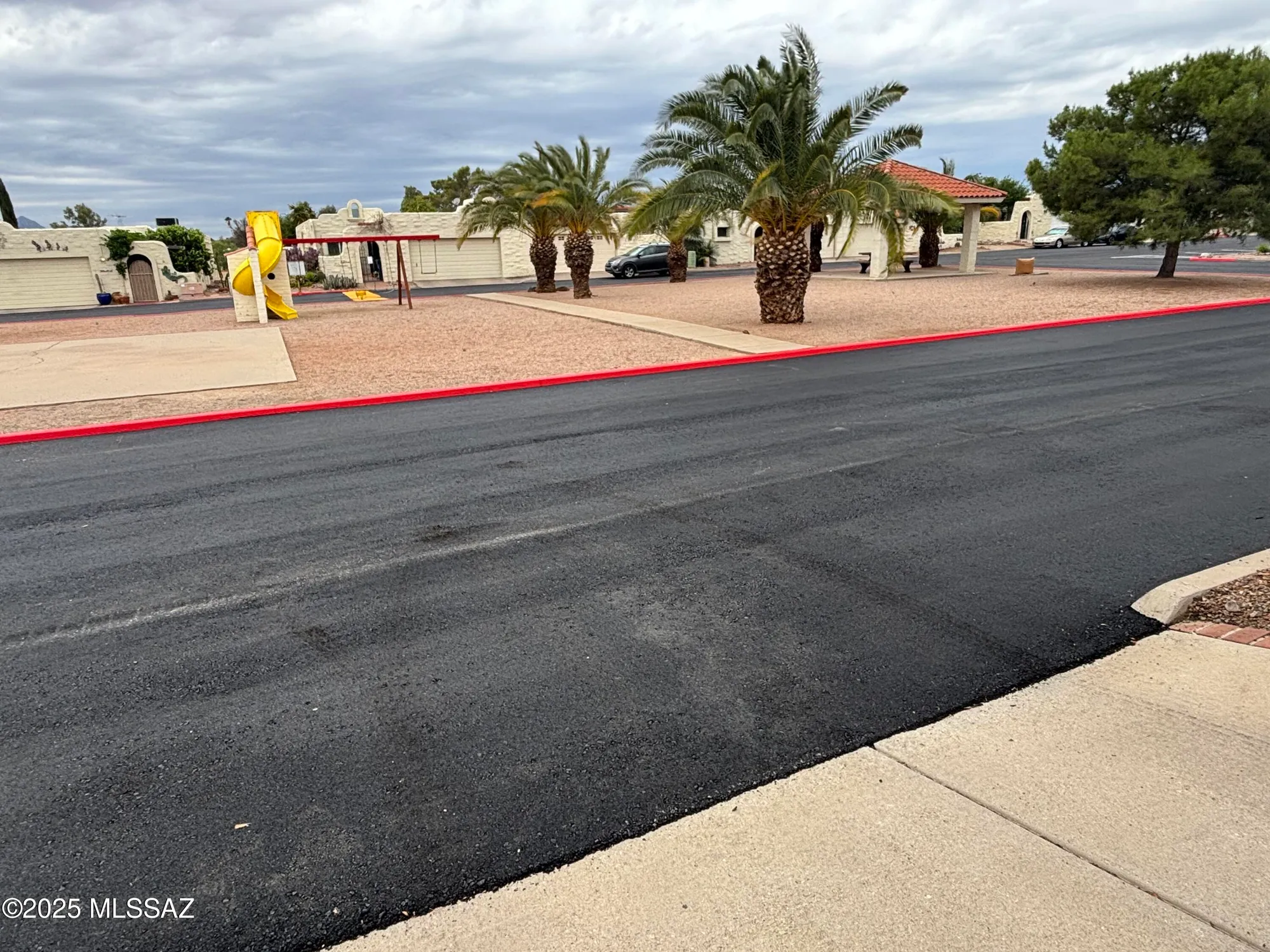 Property Slideshow image 14 of 42 | 341 e via terrenal, Green Valley, AZ, 85614