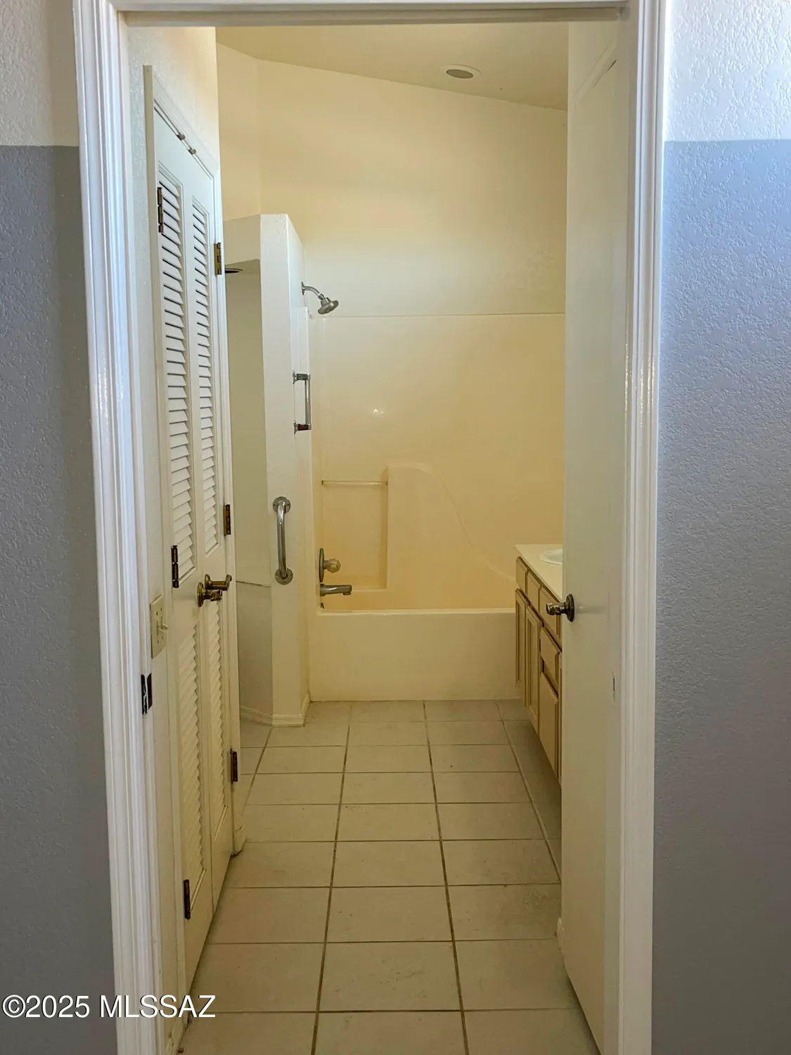 Property Slideshow image 16 of 31 | 4156 s constancia ct, Green Valley, AZ, 85622
