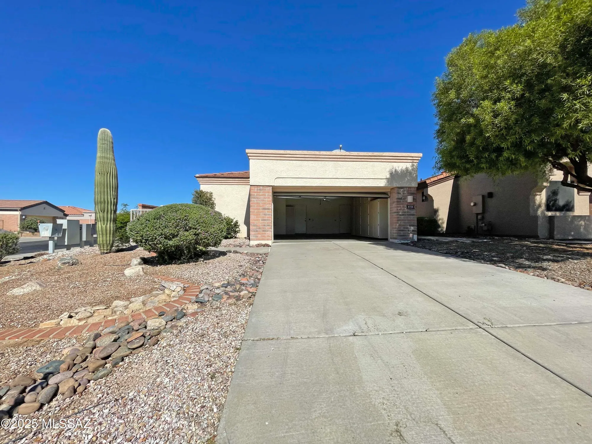 Property Slideshow image 1 of 31 | 4156 s constancia ct, Green Valley, AZ, 85622
