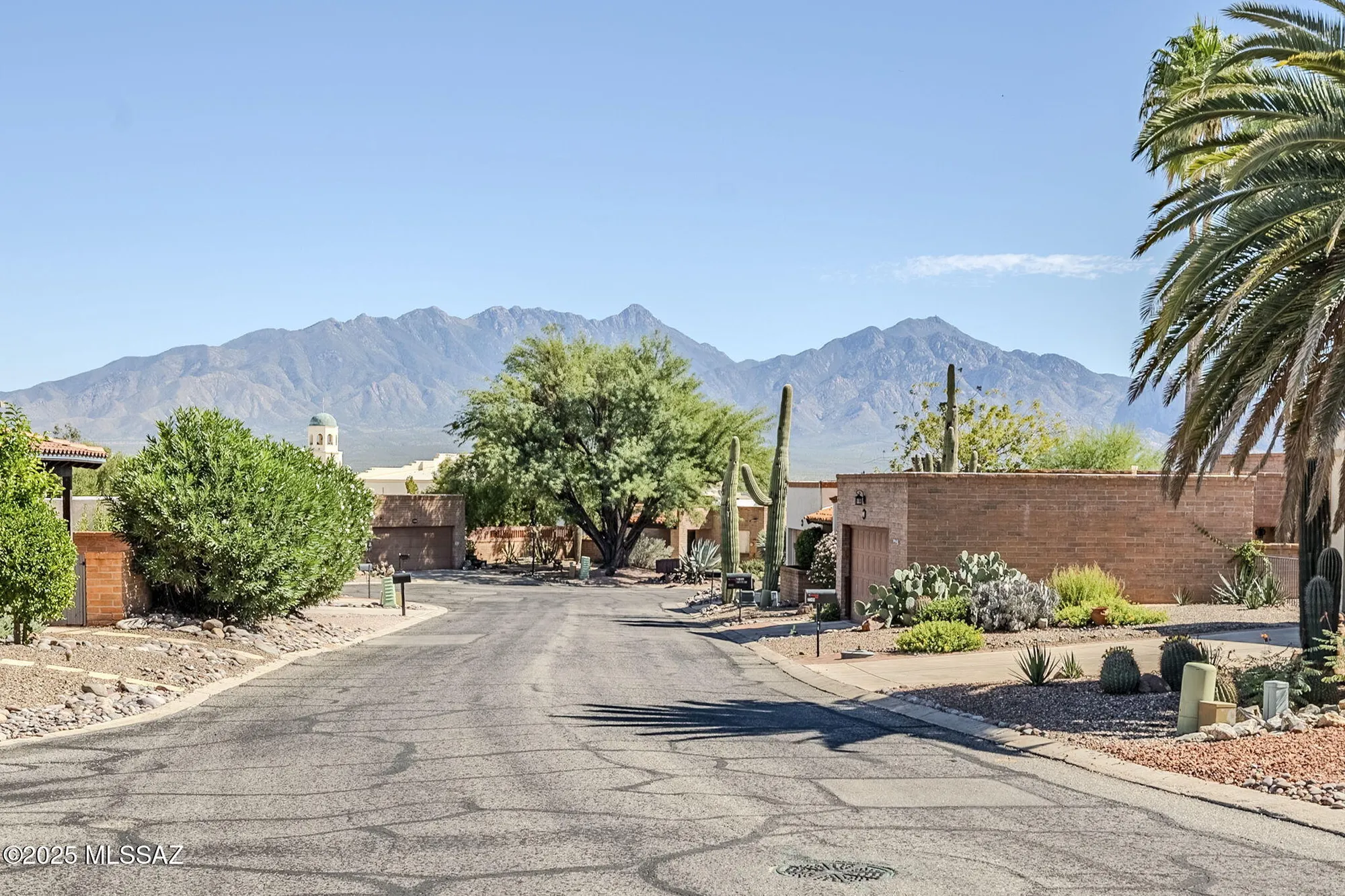 Property Slideshow image 1 of 36 | 2764 s via del bac, Green Valley, AZ, 85622