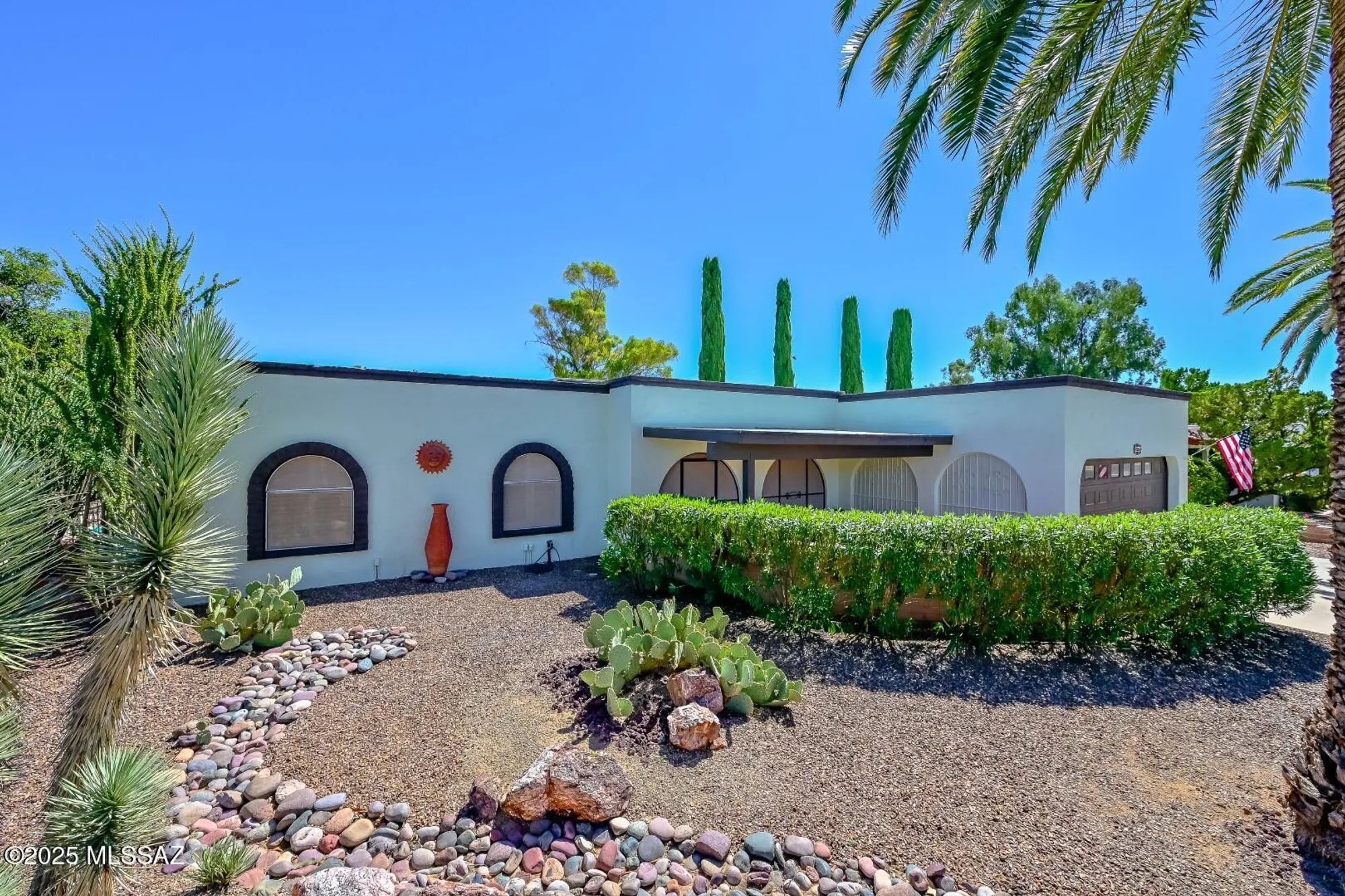 Property Slideshow image 3 of 37 | 934 n abrego dr, Green Valley, AZ, 85614