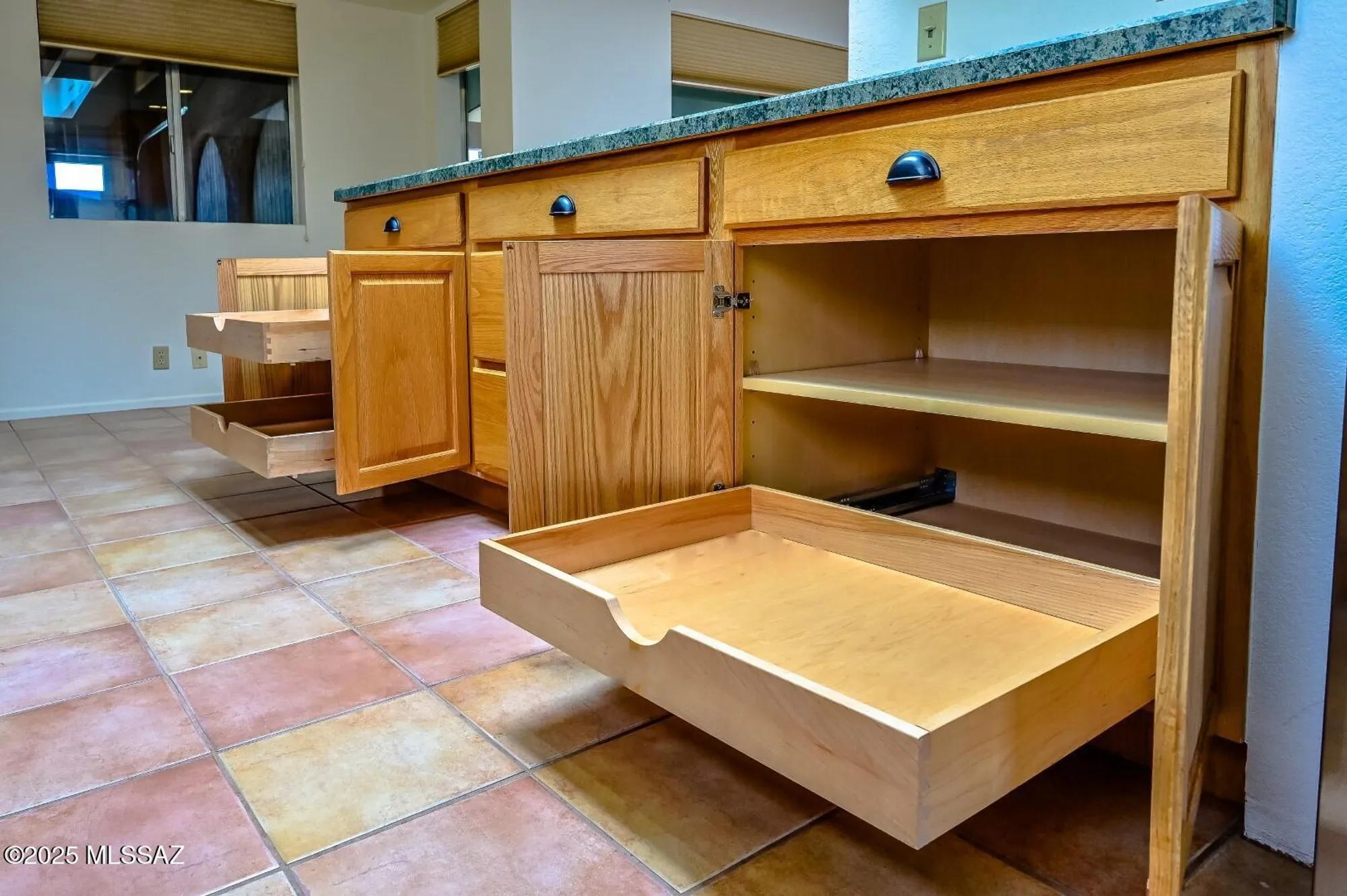 Property Slideshow image 12 of 37 | 934 n abrego dr, Green Valley, AZ, 85614