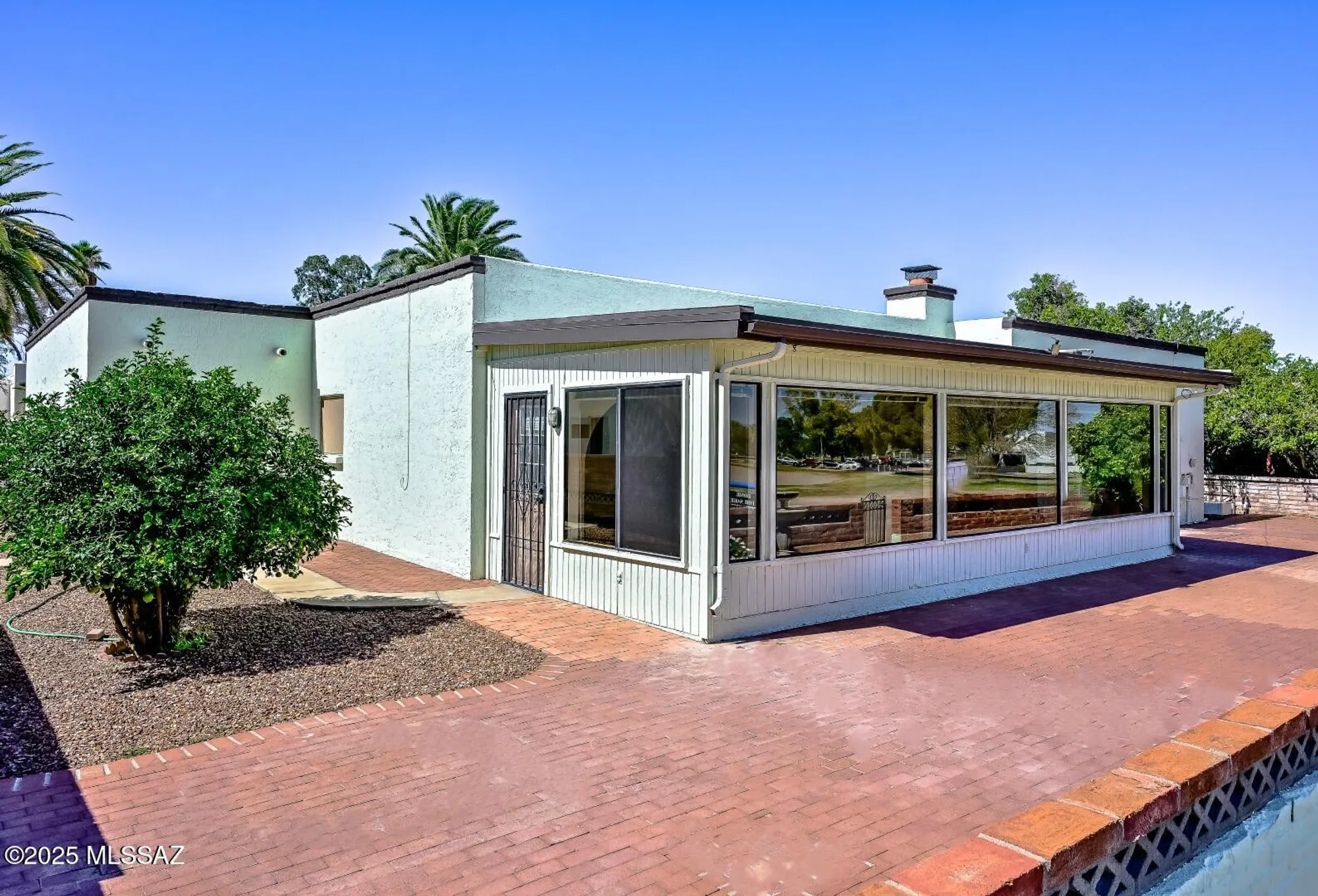 Property Slideshow image 20 of 37 | 934 n abrego dr, Green Valley, AZ, 85614