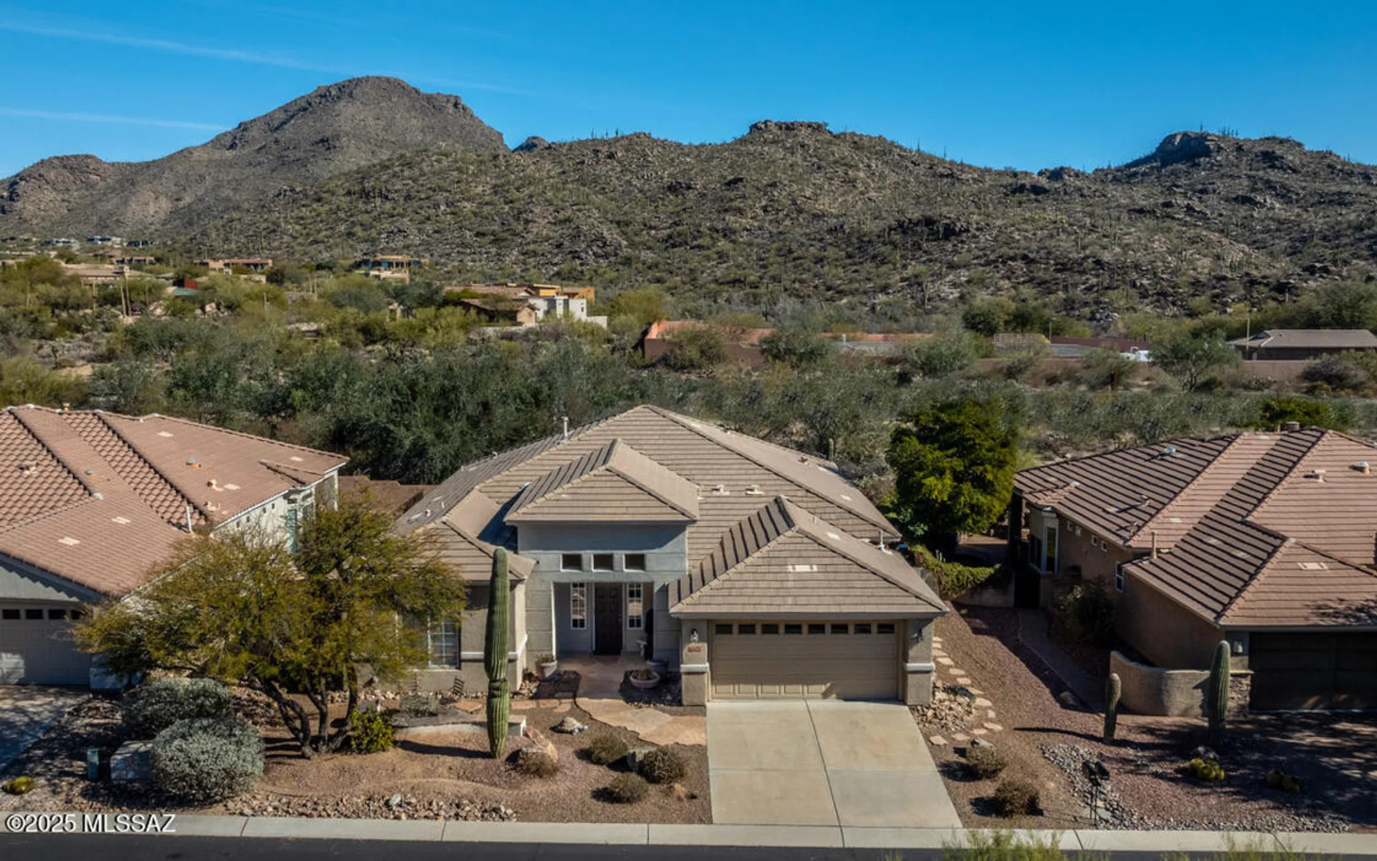 Property Slideshow image 1 of 45 | 13762 n heritage canyon dr, Marana, AZ, 85658